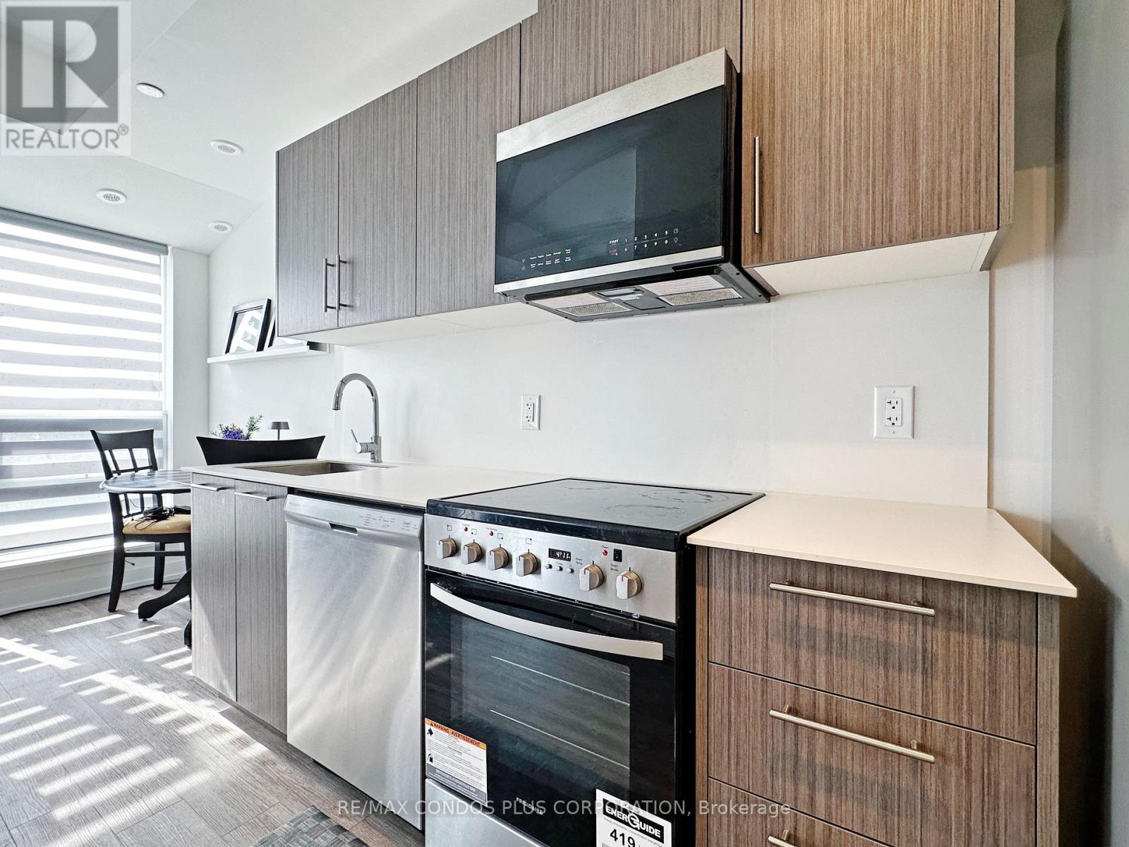 9 - 871 Sheppard Avenue W, Toronto, Ontario  M3H 0E8 - Photo 16 - C13684370