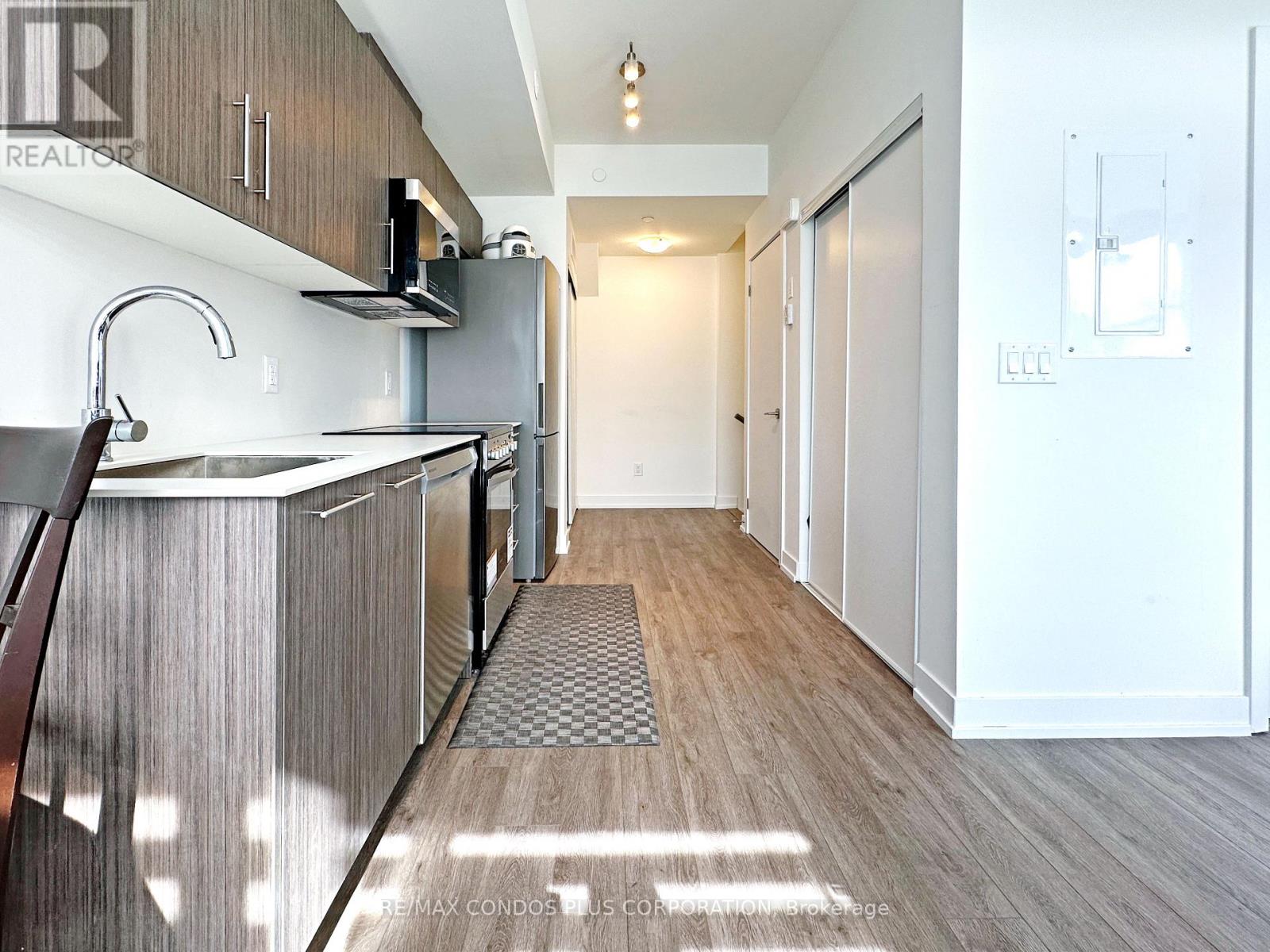 9 - 871 Sheppard Avenue W, Toronto, Ontario  M3H 0E8 - Photo 18 - C13684370