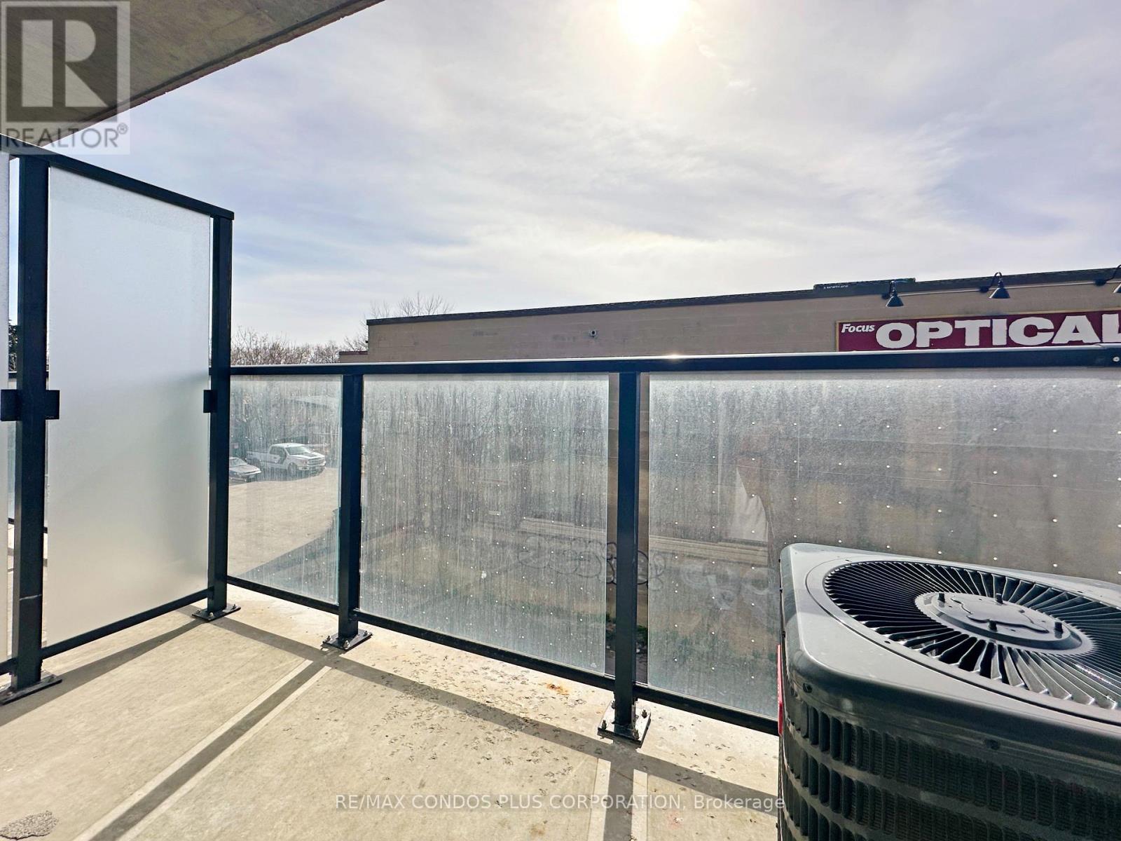 9 - 871 Sheppard Avenue W, Toronto, Ontario  M3H 0E8 - Photo 25 - C13684370