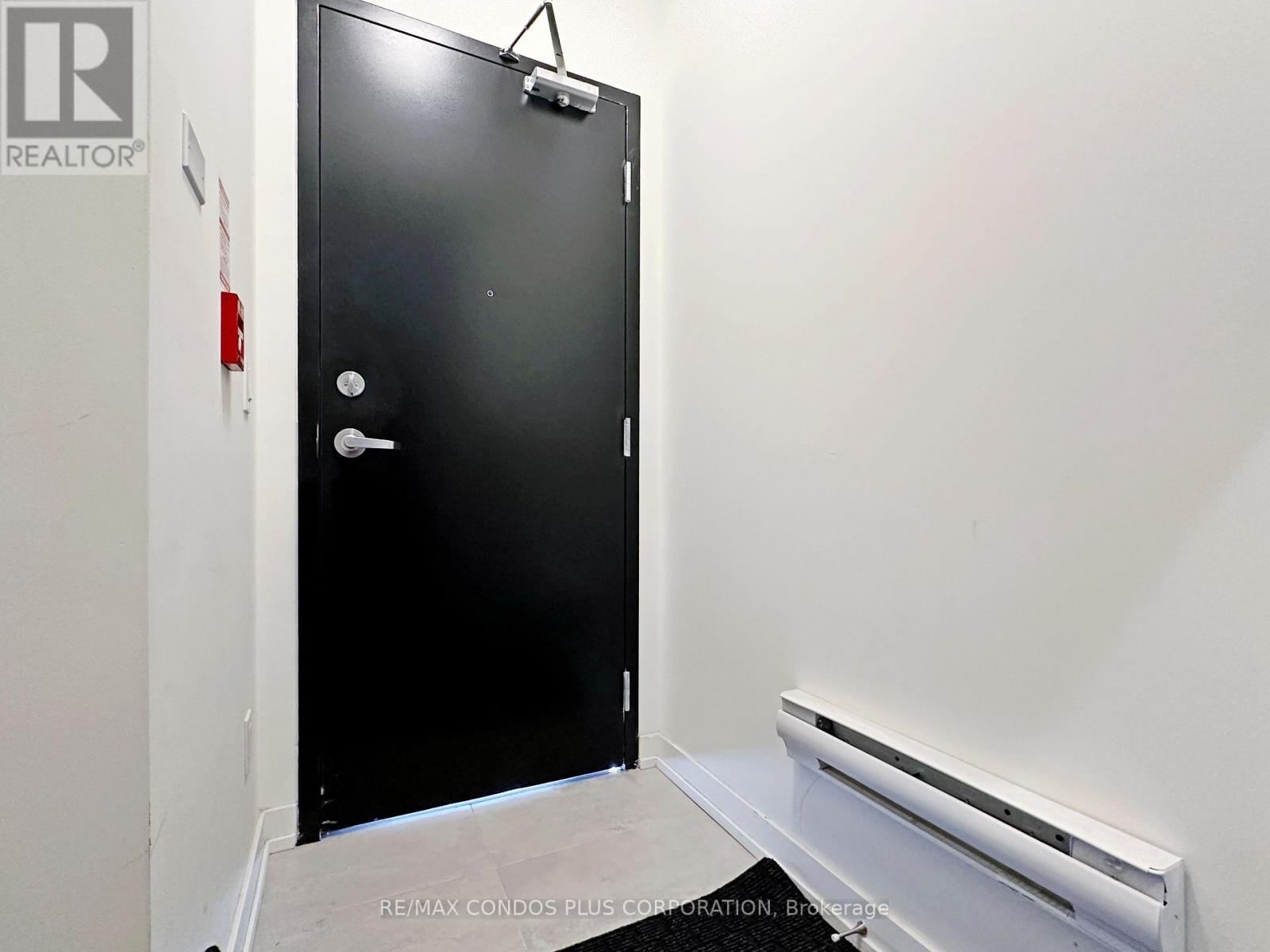9 - 871 Sheppard Avenue W, Toronto, Ontario  M3H 0E8 - Photo 28 - C13684370