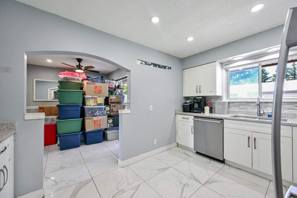 33465 Hawthorne Avenue, Abbotsford, British Columbia  V2S 1B7 - Photo 14 - R3155312