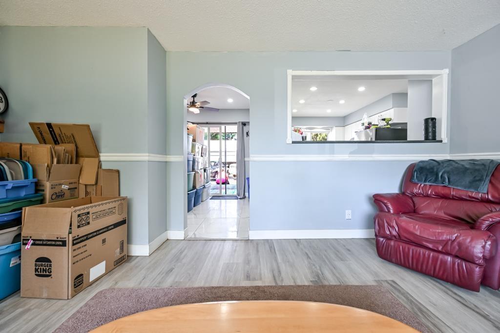 33465 Hawthorne Avenue, Abbotsford, British Columbia  V2S 1B7 - Photo 6 - R3155312