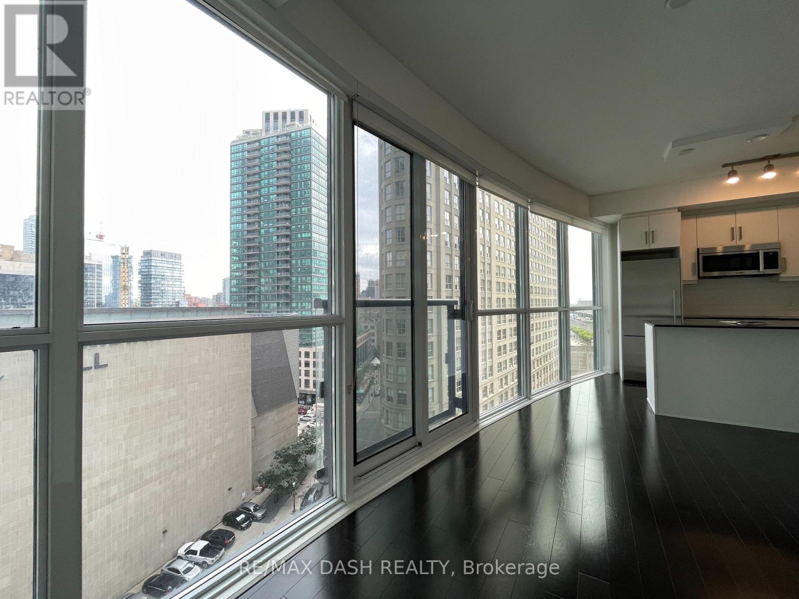 1005 - 1 The Esplanade Drive, Toronto, Ontario  M5E 0A8 - Photo 15 - C13684498
