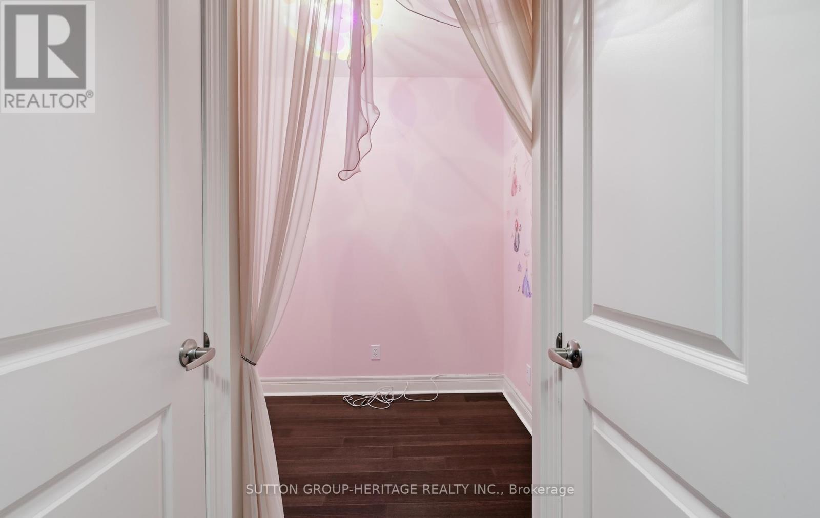 307 - 701 Sheppard Avenue W, Toronto, Ontario  M3H 0B2 - Photo 17 - C13684544