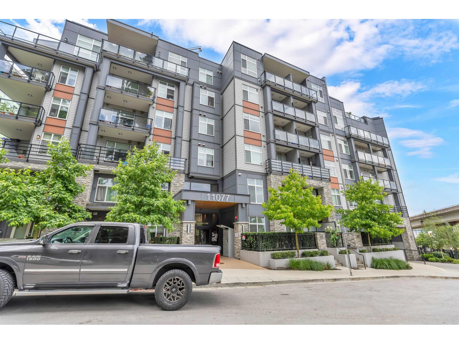 608 11077 Ravine Road, Surrey, British Columbia  V3T 5S2 - Photo 2 - R3155621