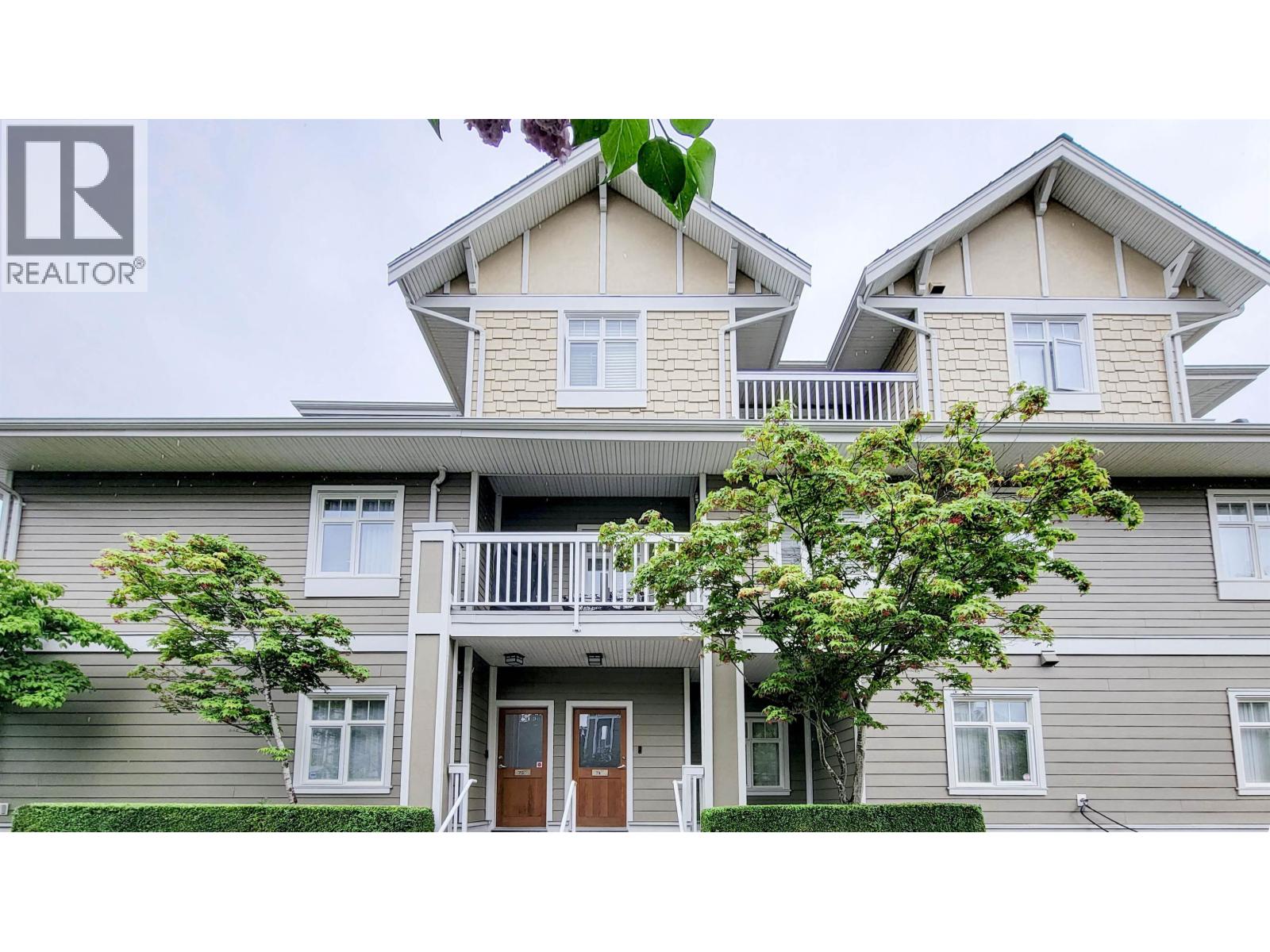 74 7388 MACPHERSON AVENUE, Burnaby, British Columbia