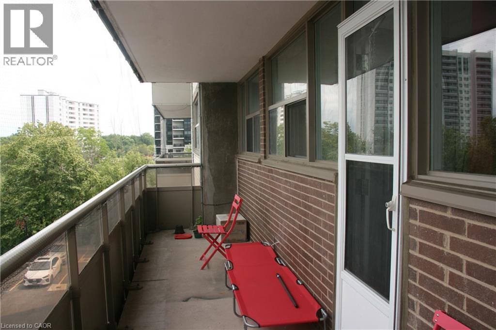 215 Glenridge Avenue Unit# 406, St. Catharines, Ontario  L2R 3G7 - Photo 4 - 40853857