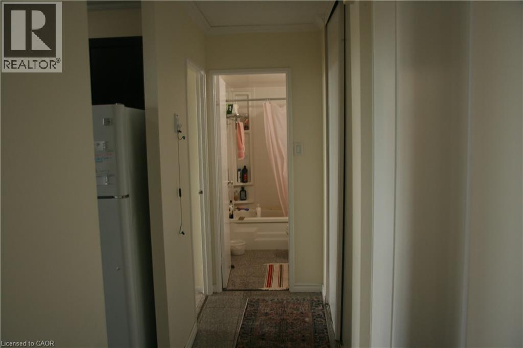 215 Glenridge Avenue Unit# 406, St. Catharines, Ontario  L2R 3G7 - Photo 9 - 40853857