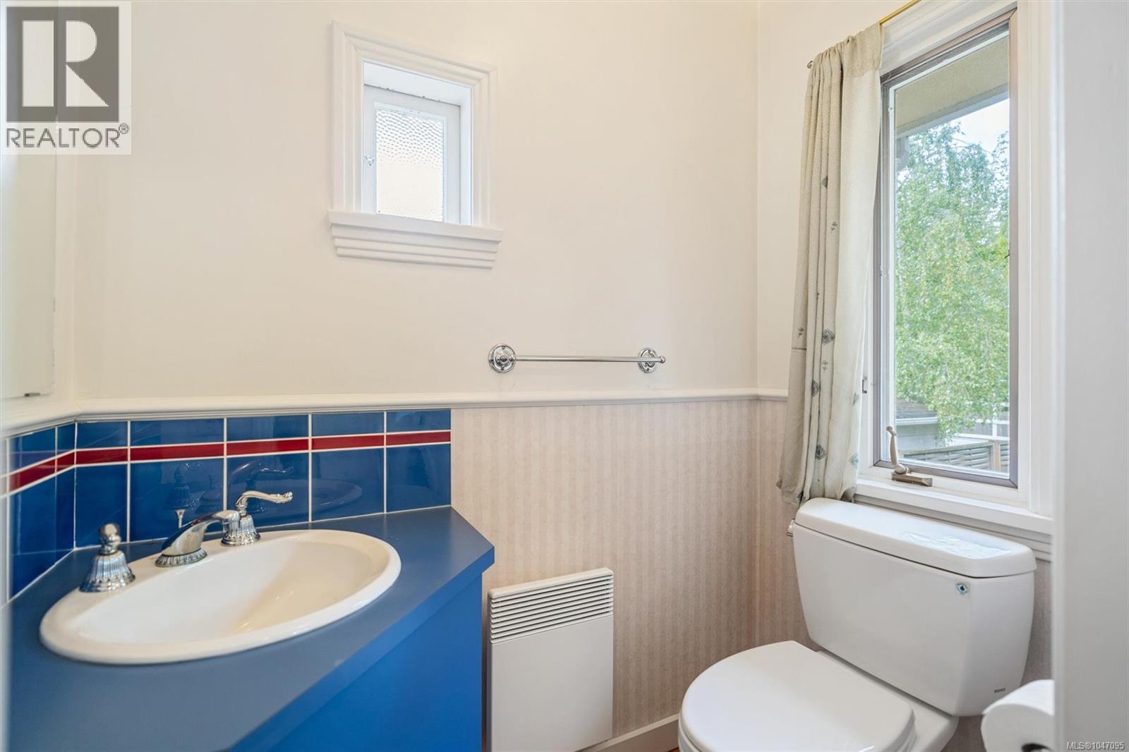 2758 Dunlevy St, Oak Bay, British Columbia  V8R 5Z5 - Photo 23 - 1047095