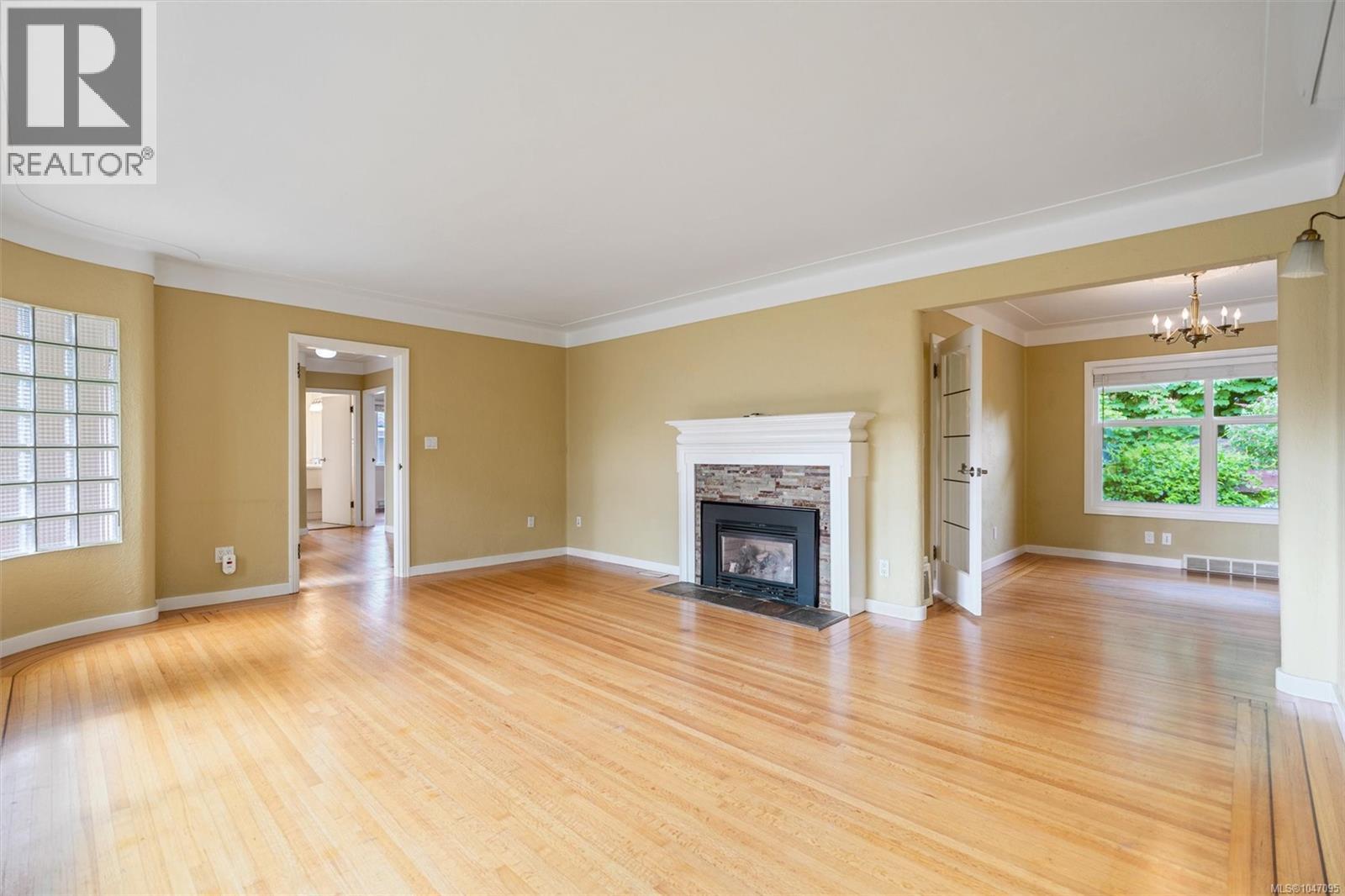 2758 Dunlevy St, Oak Bay, British Columbia  V8R 5Z5 - Photo 5 - 1047095