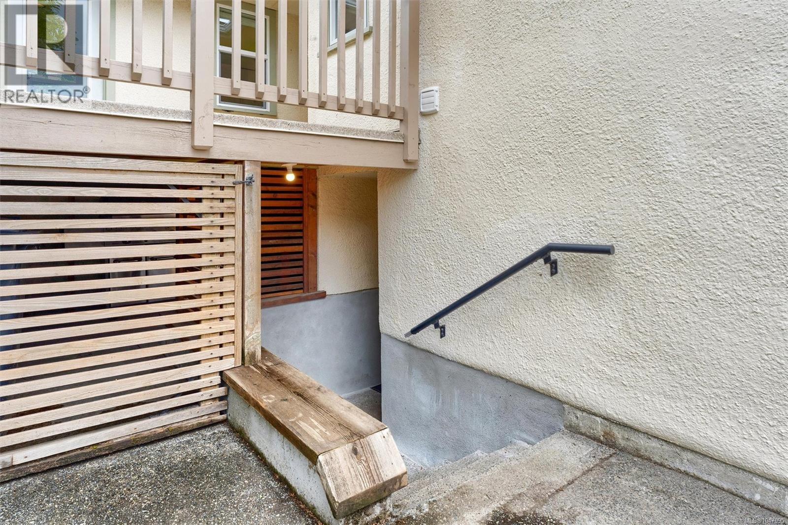 2758 Dunlevy St, Oak Bay, British Columbia  V8R 5Z5 - Photo 33 - 1047095