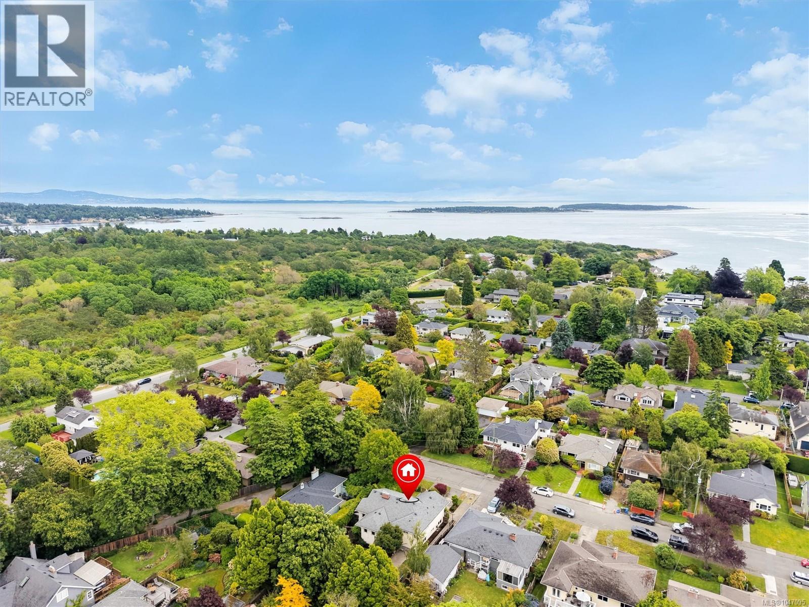 2758 Dunlevy St, Oak Bay, British Columbia  V8R 5Z5 - Photo 51 - 1047095