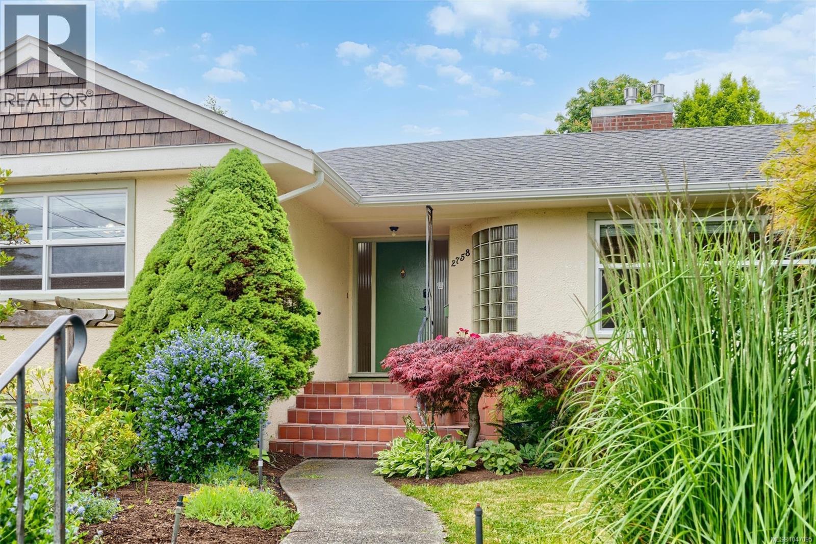 2758 Dunlevy St, Oak Bay, British Columbia  V8R 5Z5 - Photo 47 - 1047095