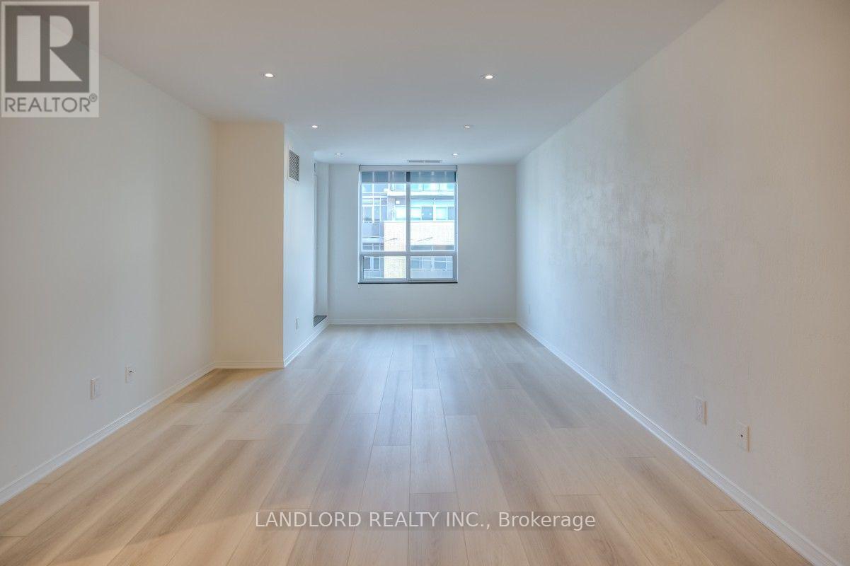 512 - 1863 Queen Street E, Toronto, Ontario  M4L 3Y6 - Photo 3 - E13684542