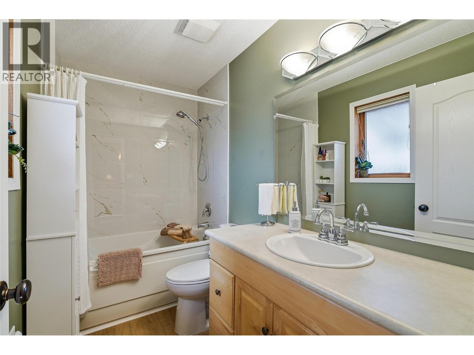 2463 Irvine Avenue, Merritt, British Columbia  V1K 4H4 - Photo 26 - 10384982