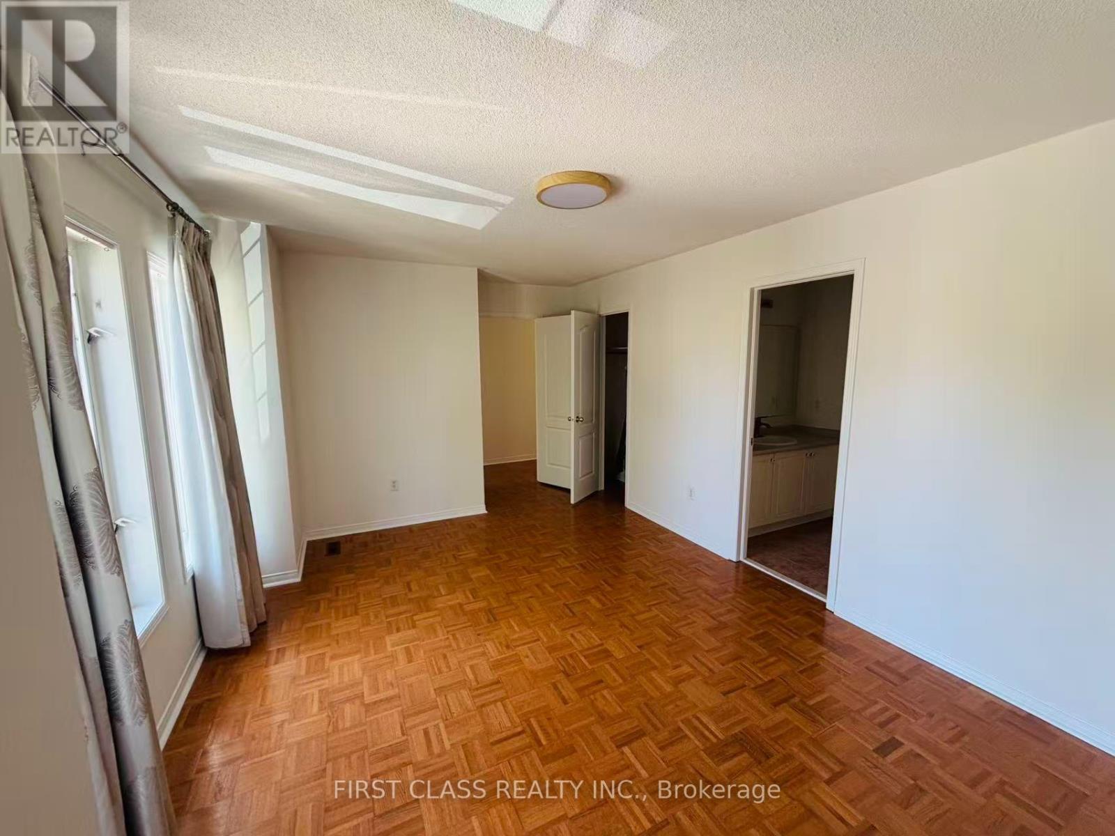 39 Emery Hill Boulevard, Markham, Ontario  L6C 2W7 - Photo 14 - N13684380