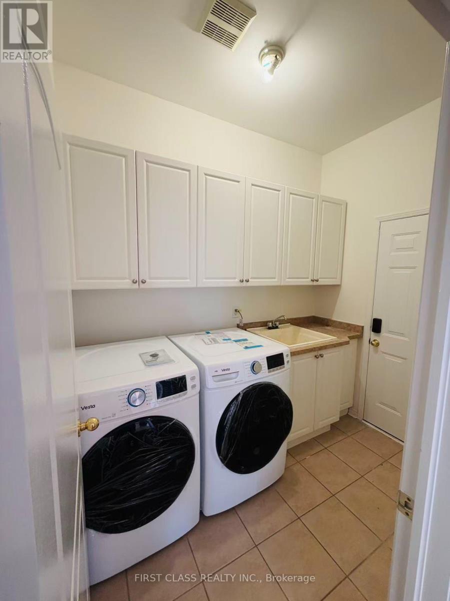 39 Emery Hill Boulevard, Markham, Ontario  L6C 2W7 - Photo 22 - N13684380