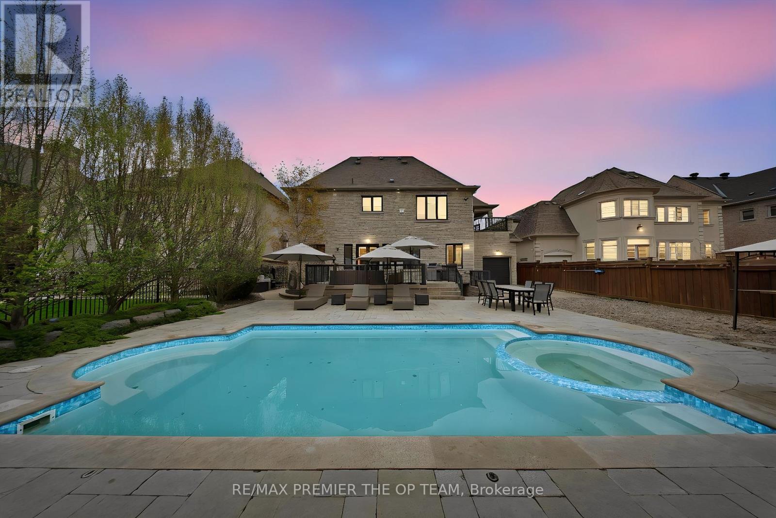 62 Autumn Grove Court, Vaughan, Ontario  L0J 1C0 - Photo 22 - N13684390