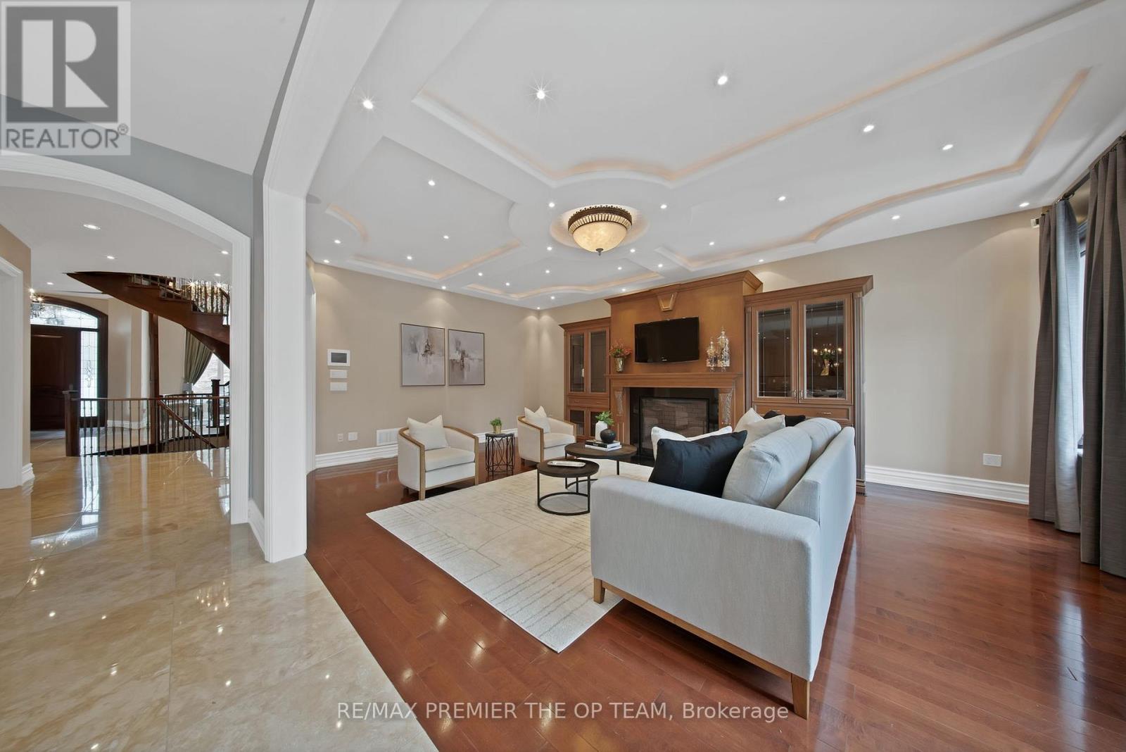 62 Autumn Grove Court, Vaughan, Ontario  L0J 1C0 - Photo 28 - N13684390