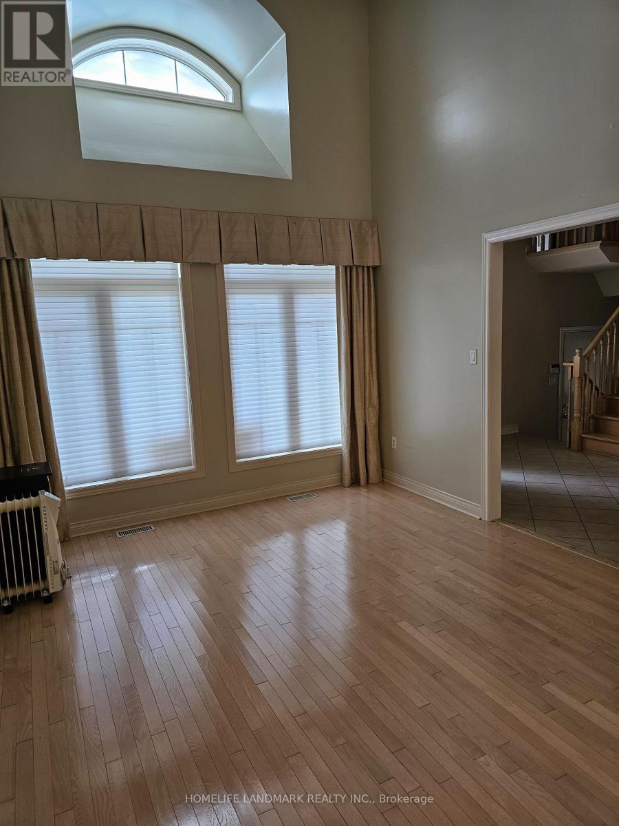 148 Toporowski Avenue, Richmond Hill, Ontario  L4S 2H4 - Photo 6 - N13684486