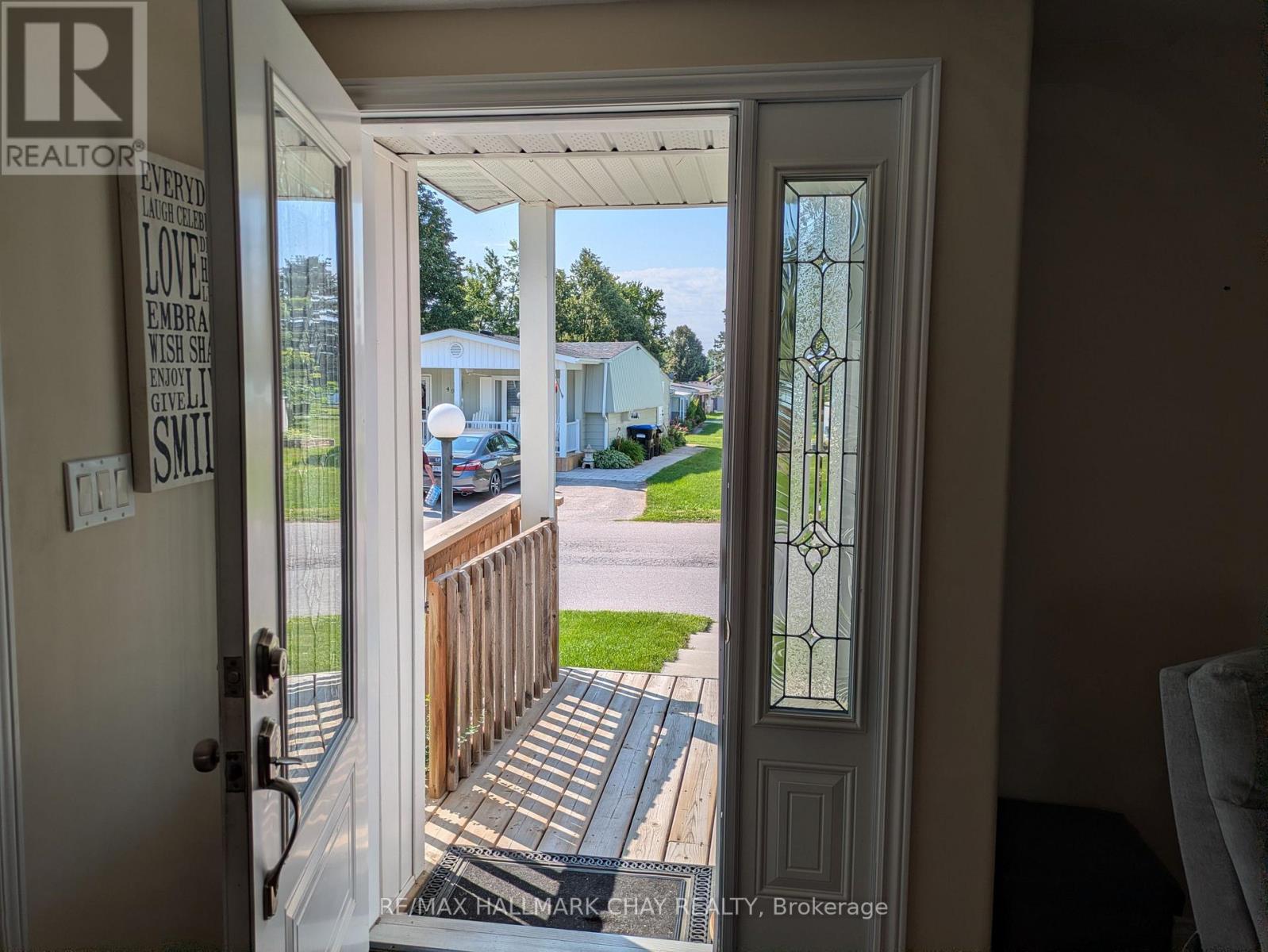 50 Linden Lane, Innisfil, Ontario  L9S 1P2 - Photo 4 - N13684496
