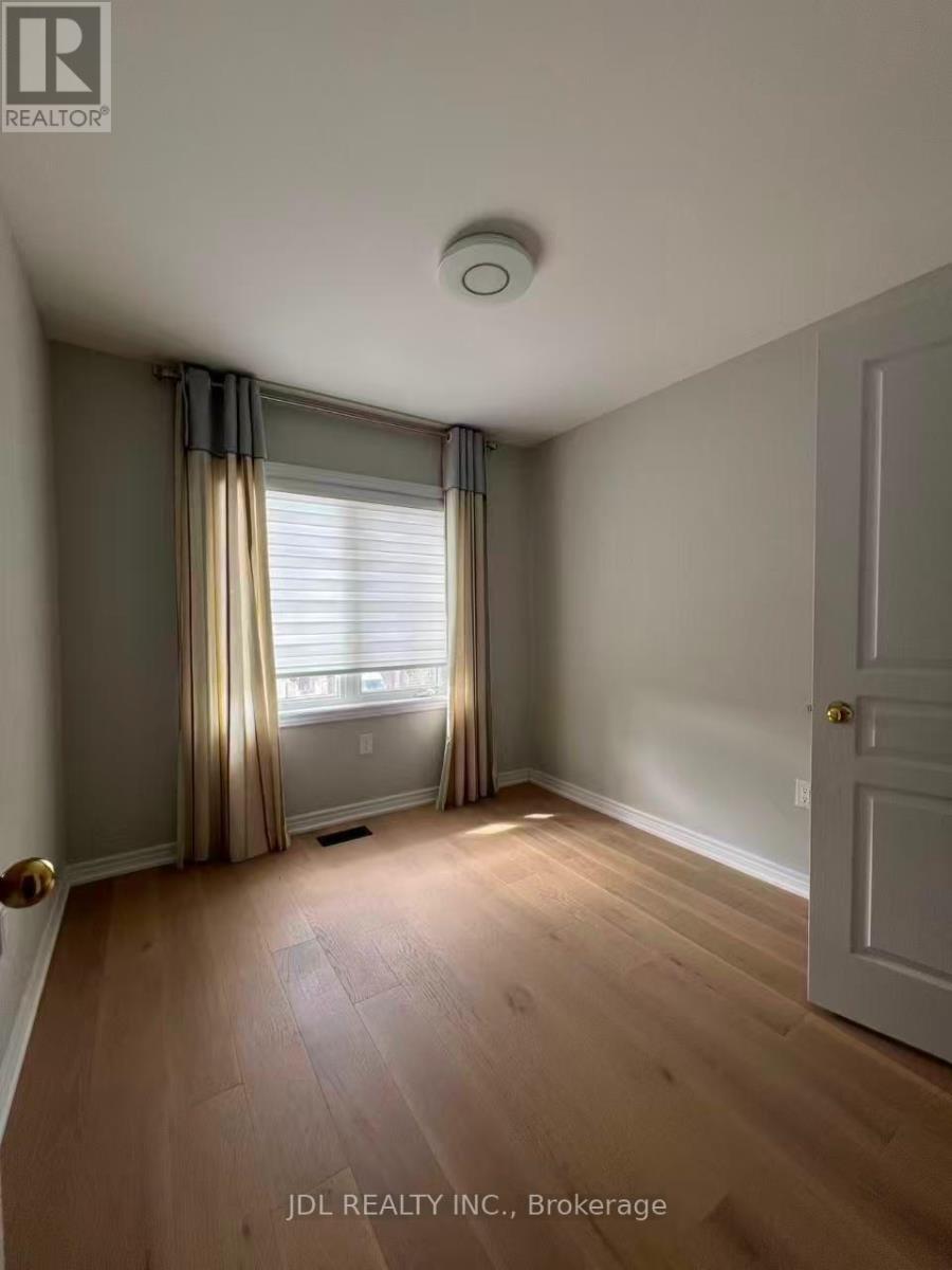 Unknown Address, ,    - Photo 6 - N13684500