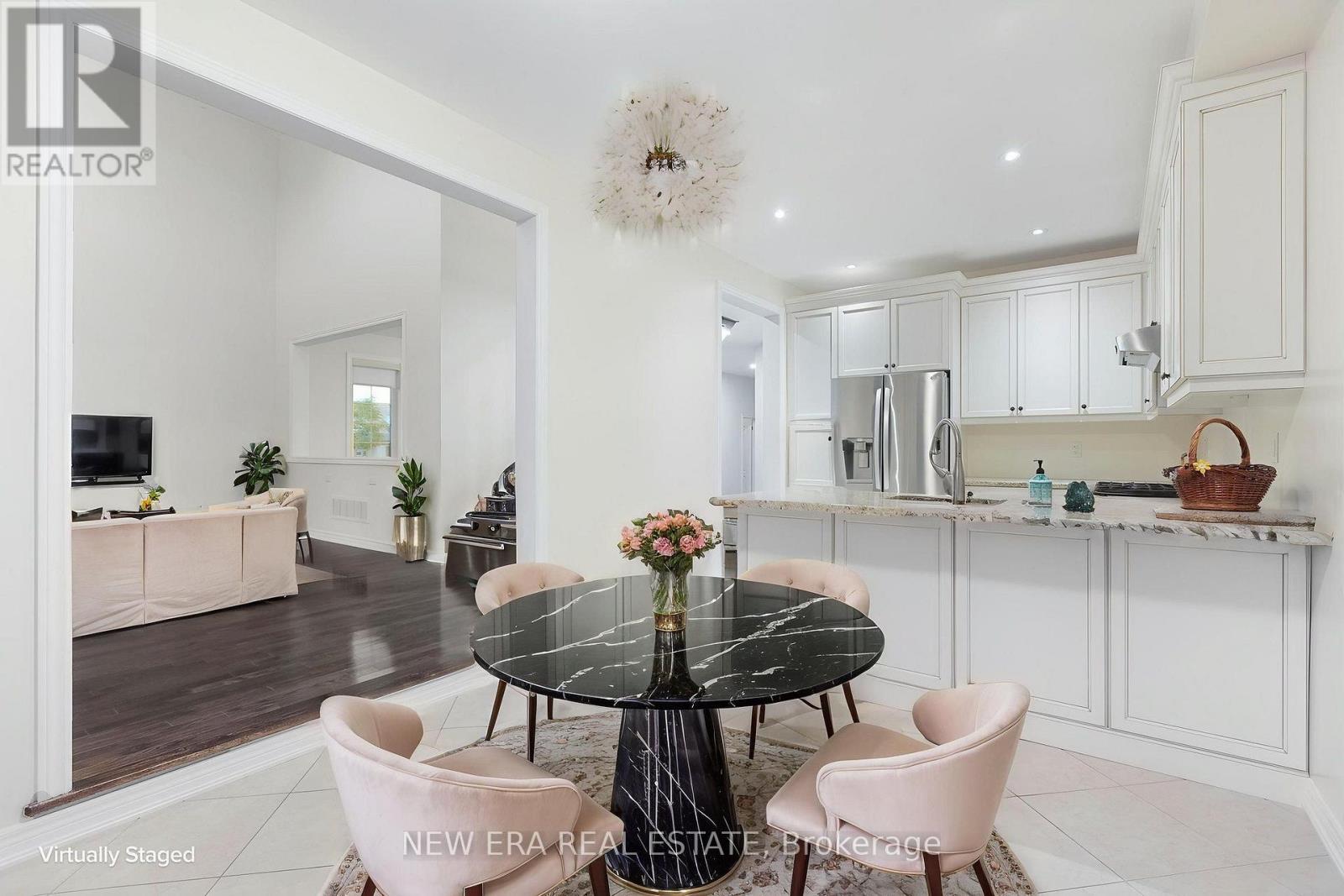 2 Lady Valentina Avenue, Vaughan, Ontario  L6A 0E4 - Photo 13 - N13684508