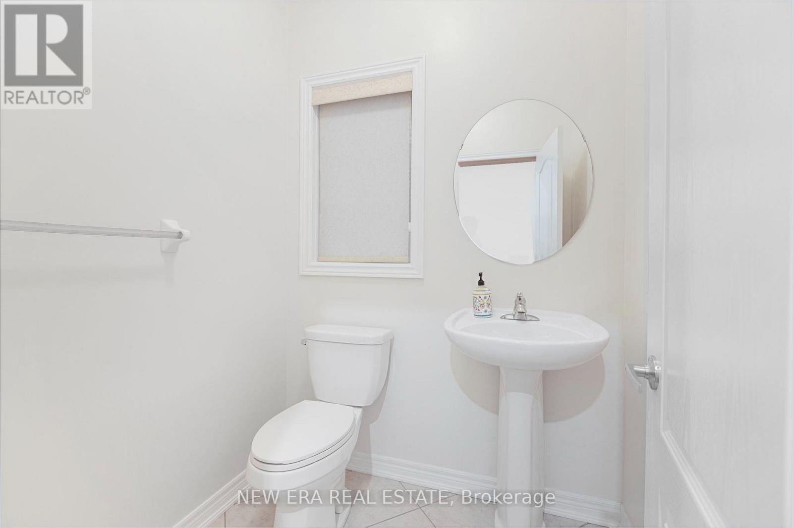 2 Lady Valentina Avenue, Vaughan, Ontario  L6A 0E4 - Photo 3 - N13684508