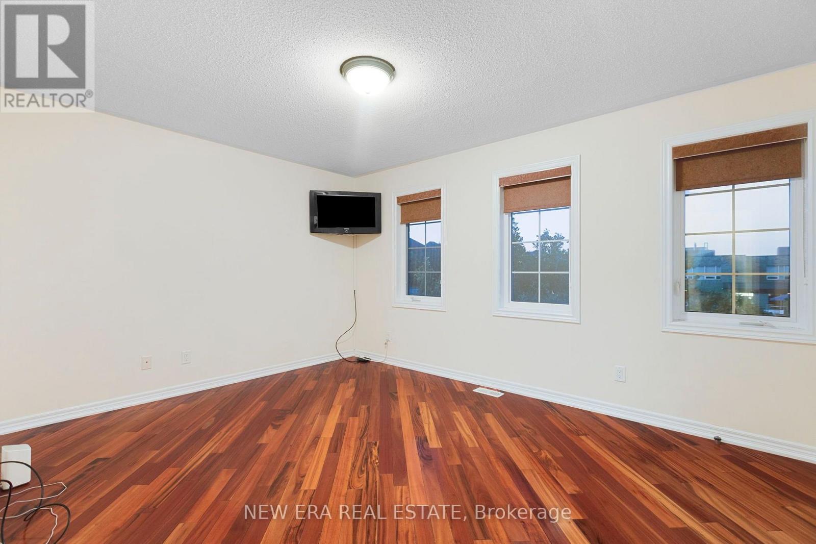 2 Lady Valentina Avenue, Vaughan, Ontario  L6A 0E4 - Photo 36 - N13684508