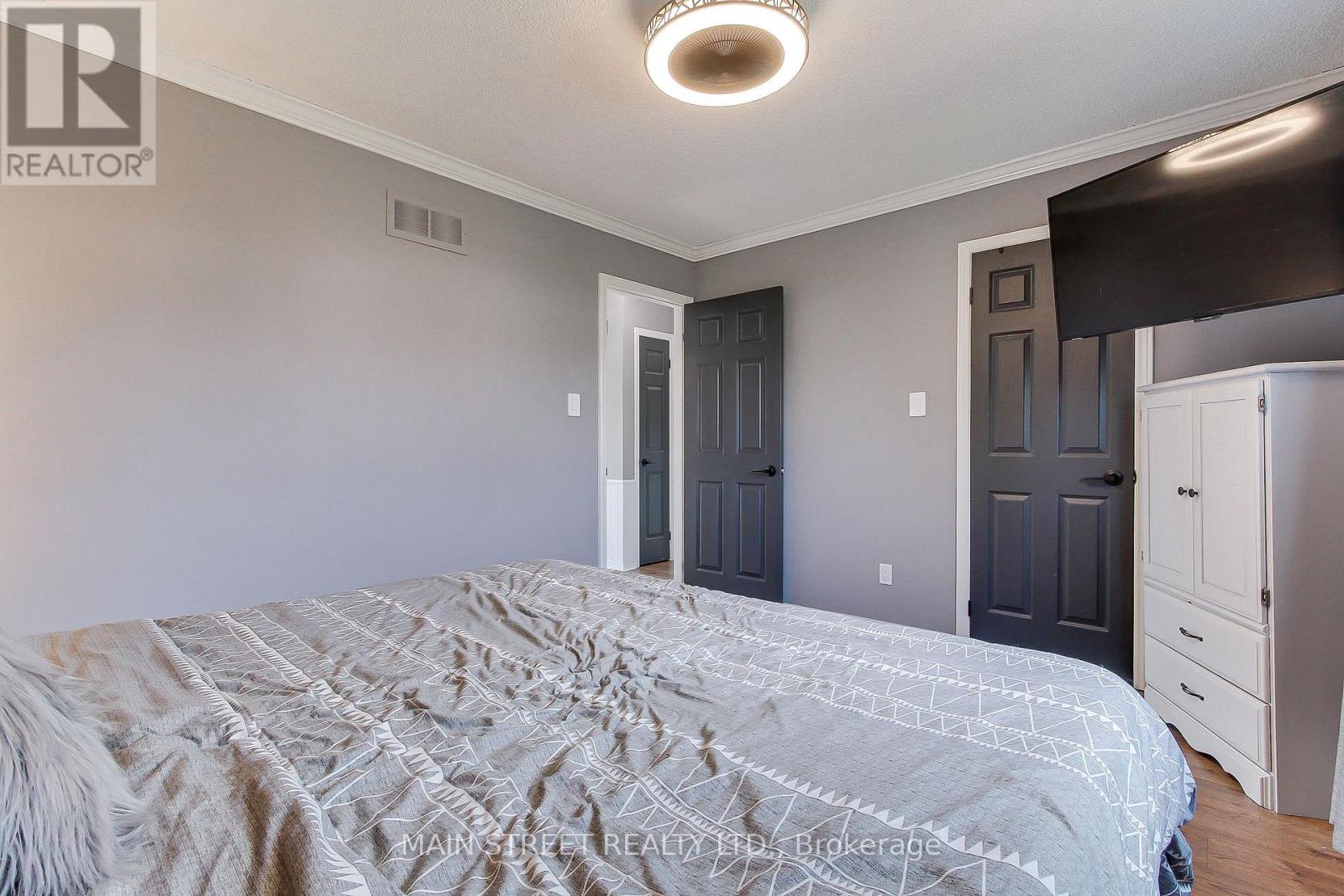109 Bishop Drive, Barrie (Ardagh), Ontario  L4N 7P4 - Photo 19 - S13684334