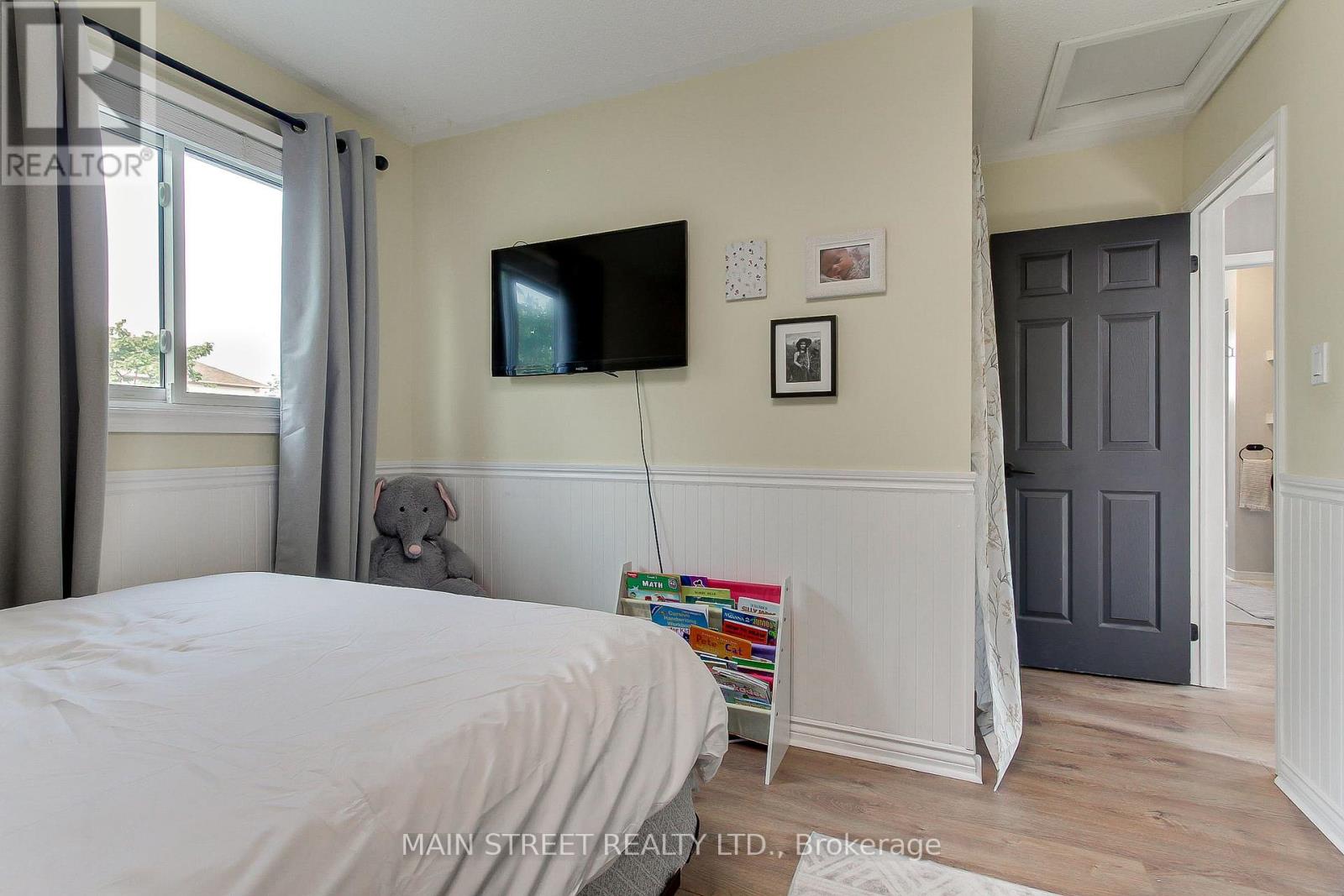 109 Bishop Drive, Barrie (Ardagh), Ontario  L4N 7P4 - Photo 21 - S13684334