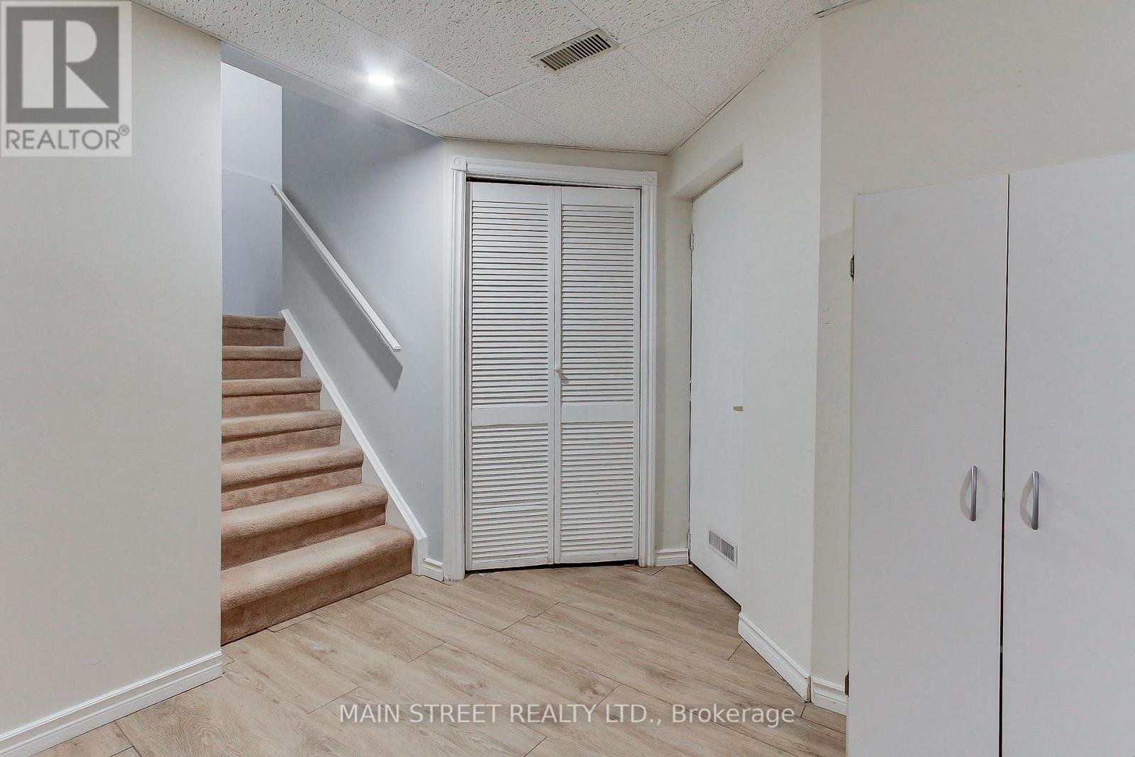 109 Bishop Drive, Barrie (Ardagh), Ontario  L4N 7P4 - Photo 26 - S13684334