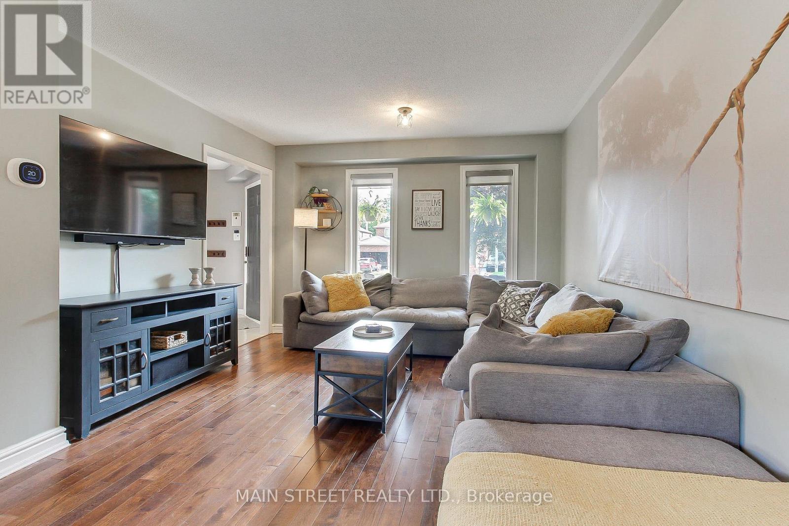 109 Bishop Drive, Barrie (Ardagh), Ontario  L4N 7P4 - Photo 7 - S13684334