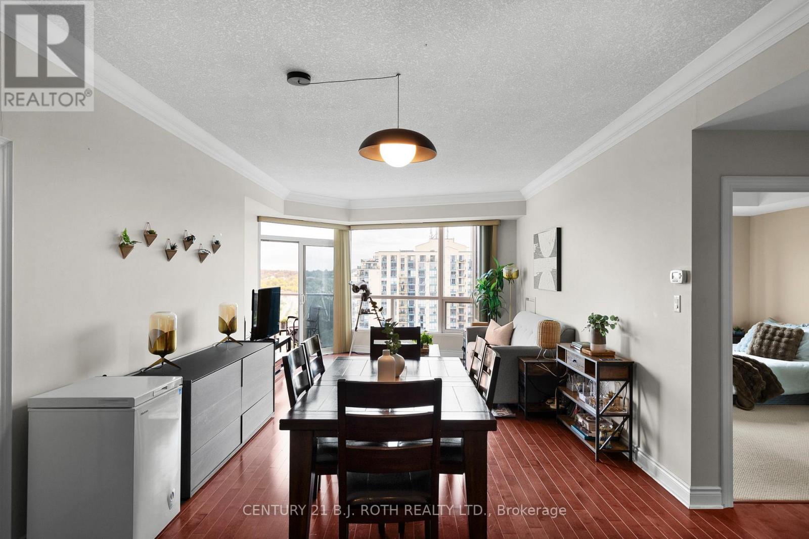 1310 - 37 Ellen Street, Barrie (City Centre), Ontario  L4N 6G2 - Photo 12 - S13684518