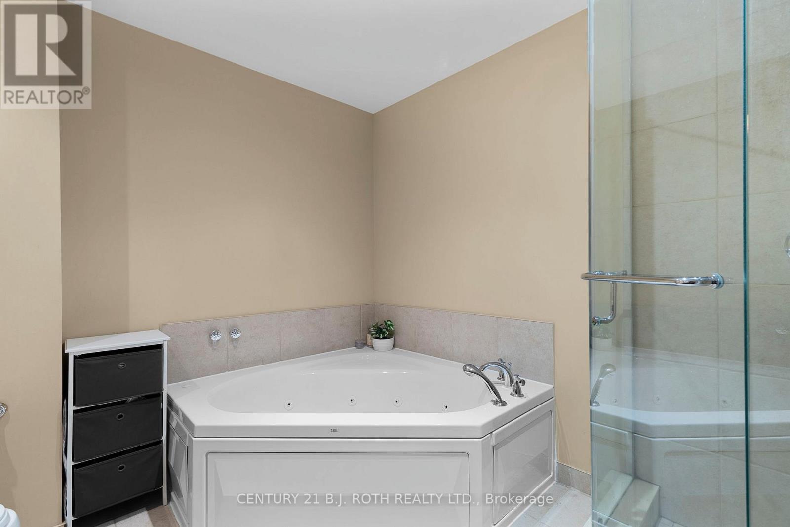 1310 - 37 Ellen Street, Barrie (City Centre), Ontario  L4N 6G2 - Photo 20 - S13684518