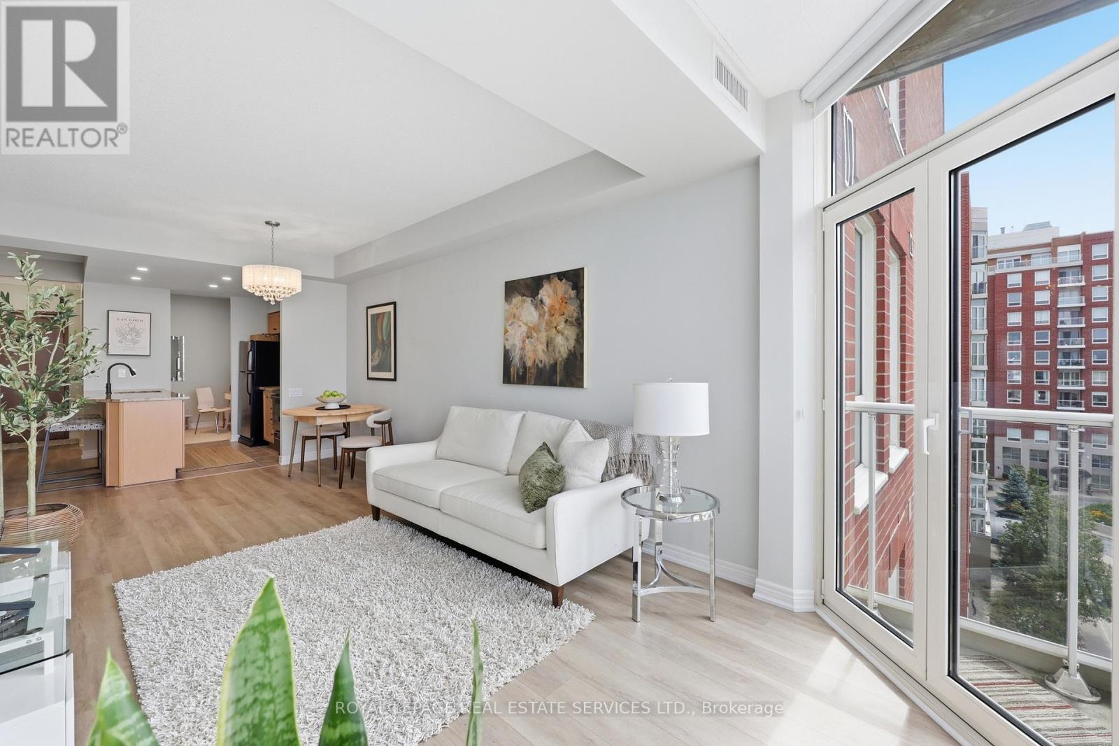 707 - 60 Old Mill Road, Oakville, Ontario  L6J 7V9 - Photo 10 - W13684348