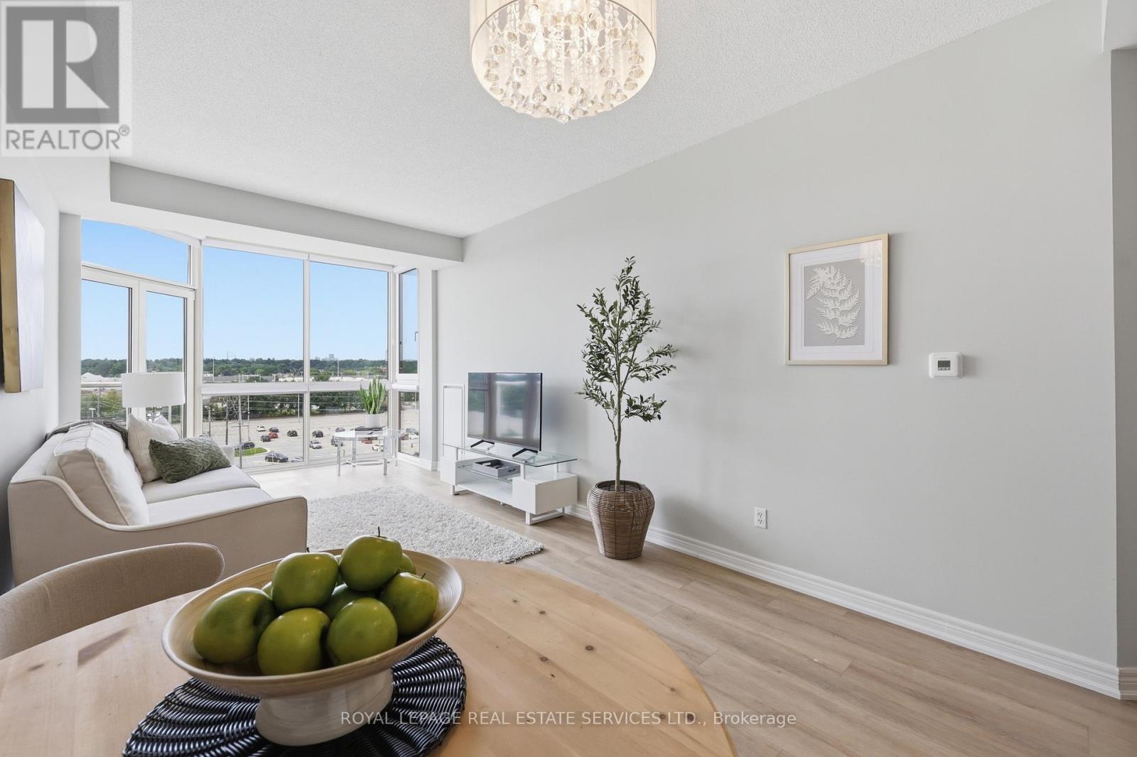 707 - 60 Old Mill Road, Oakville, Ontario  L6J 7V9 - Photo 12 - W13684348