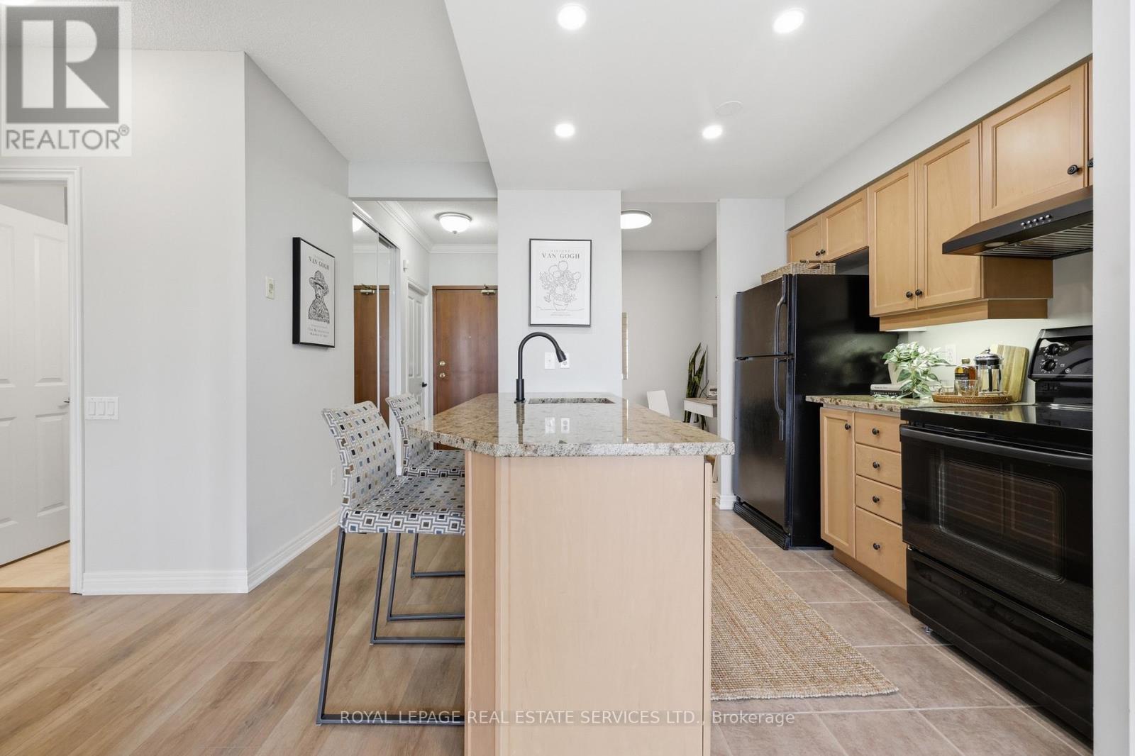 707 - 60 Old Mill Road, Oakville, Ontario  L6J 7V9 - Photo 14 - W13684348