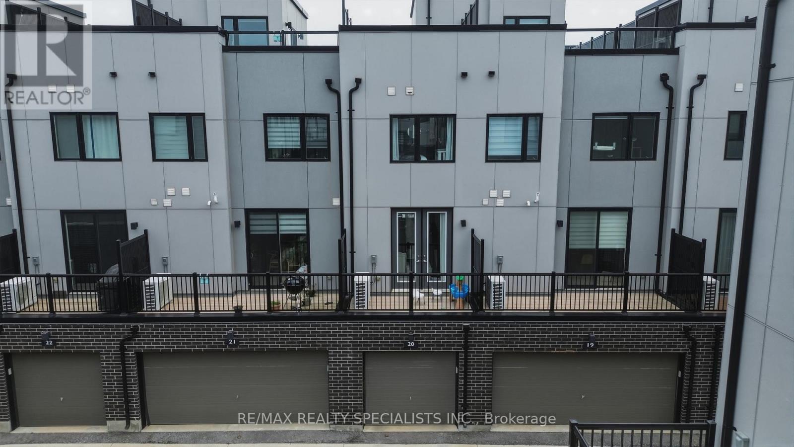 20 - 348 WHEAT BOOM DRIVE, Oakville, Ontario