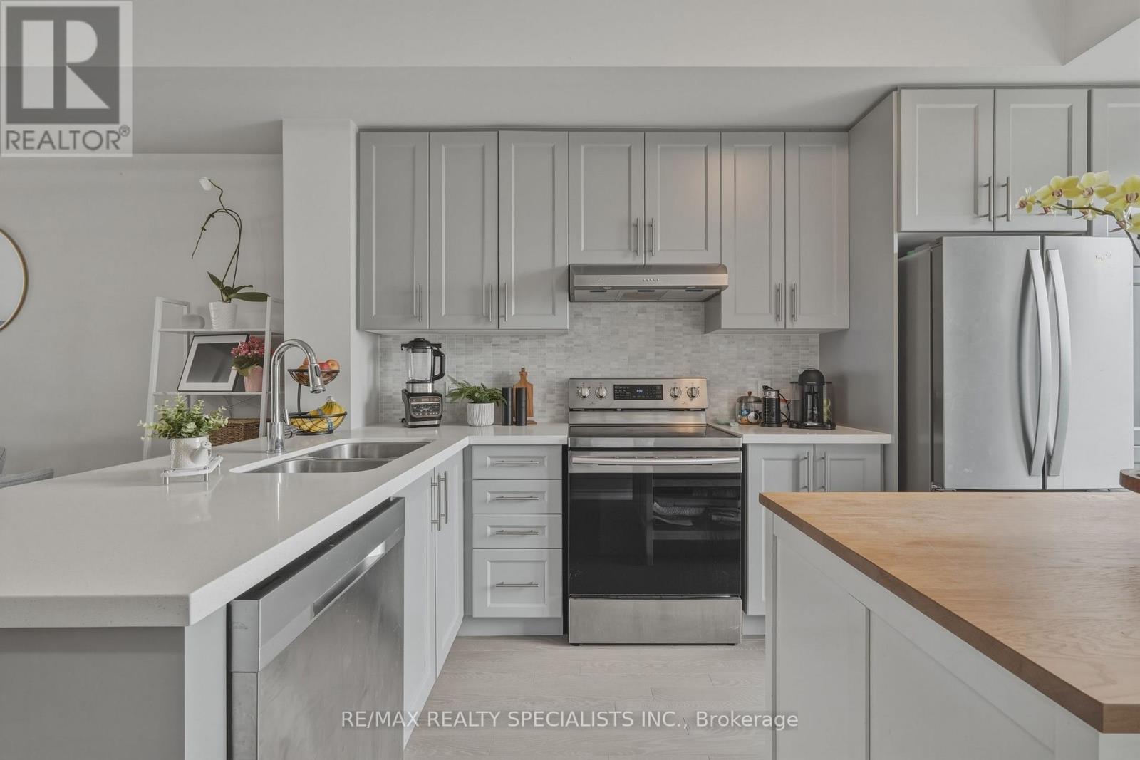 20 - 348 Wheat Boom Drive, Oakville, Ontario  L6H 3Y6 - Photo 6 - W13684398