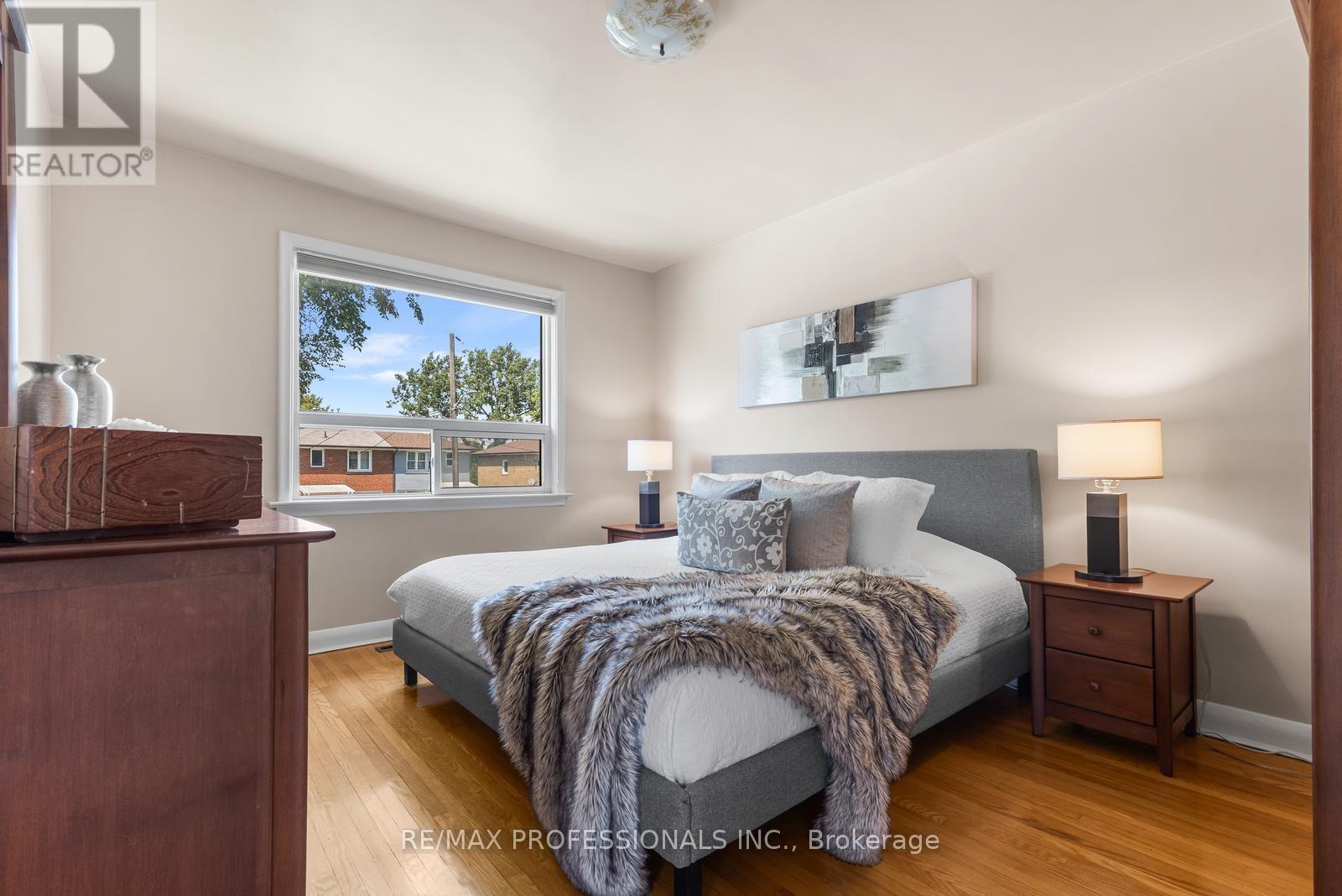 21 Brendwin Road, Toronto, Ontario  M6N 4V6 - Photo 19 - W13684400