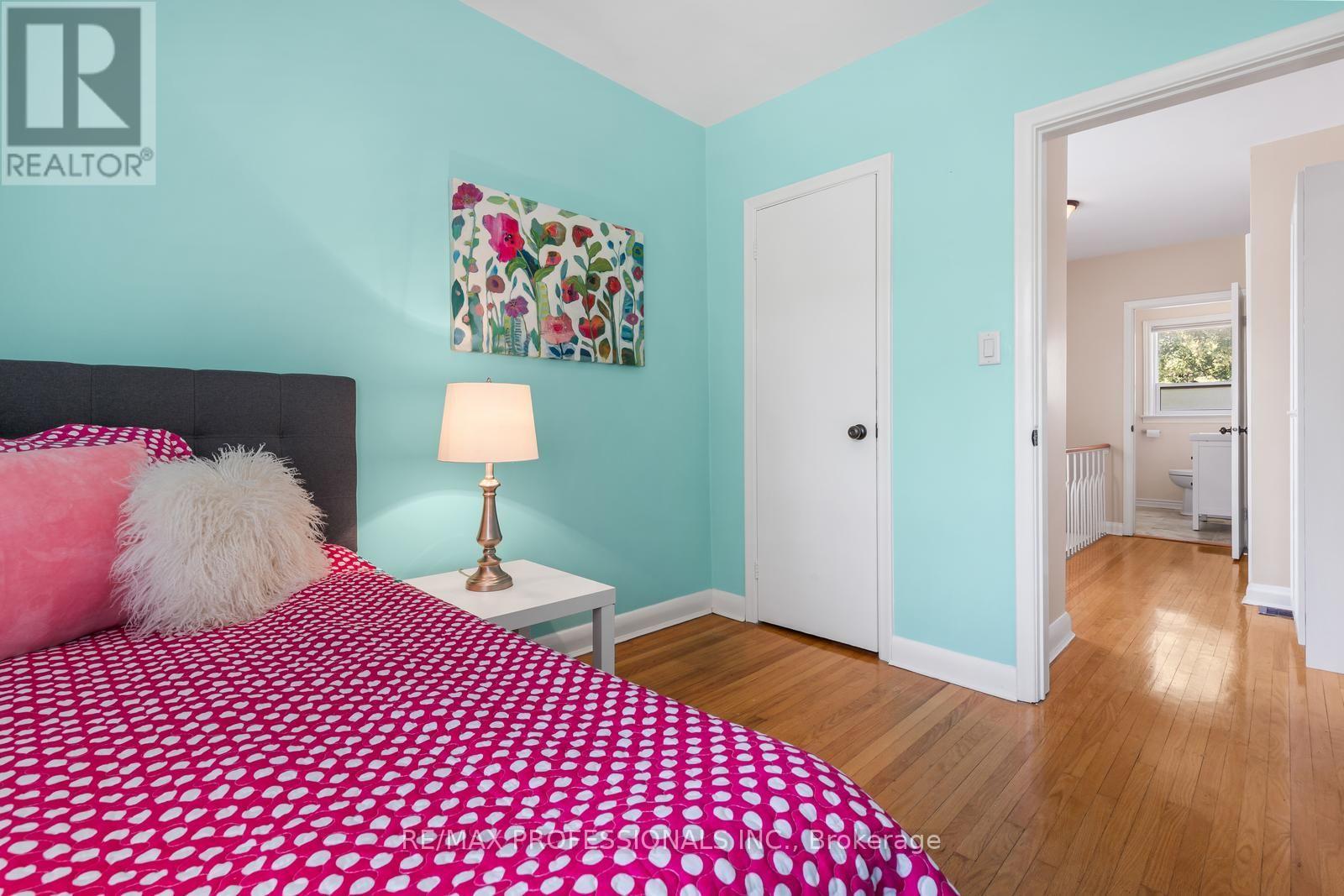 21 Brendwin Road, Toronto, Ontario  M6N 4V6 - Photo 22 - W13684400