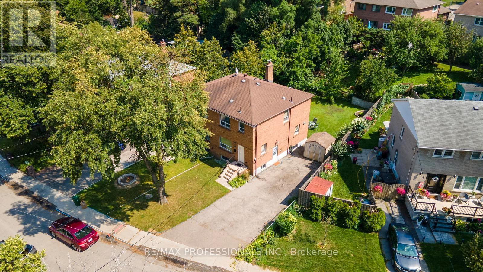 21 Brendwin Road, Toronto, Ontario  M6N 4V6 - Photo 33 - W13684400