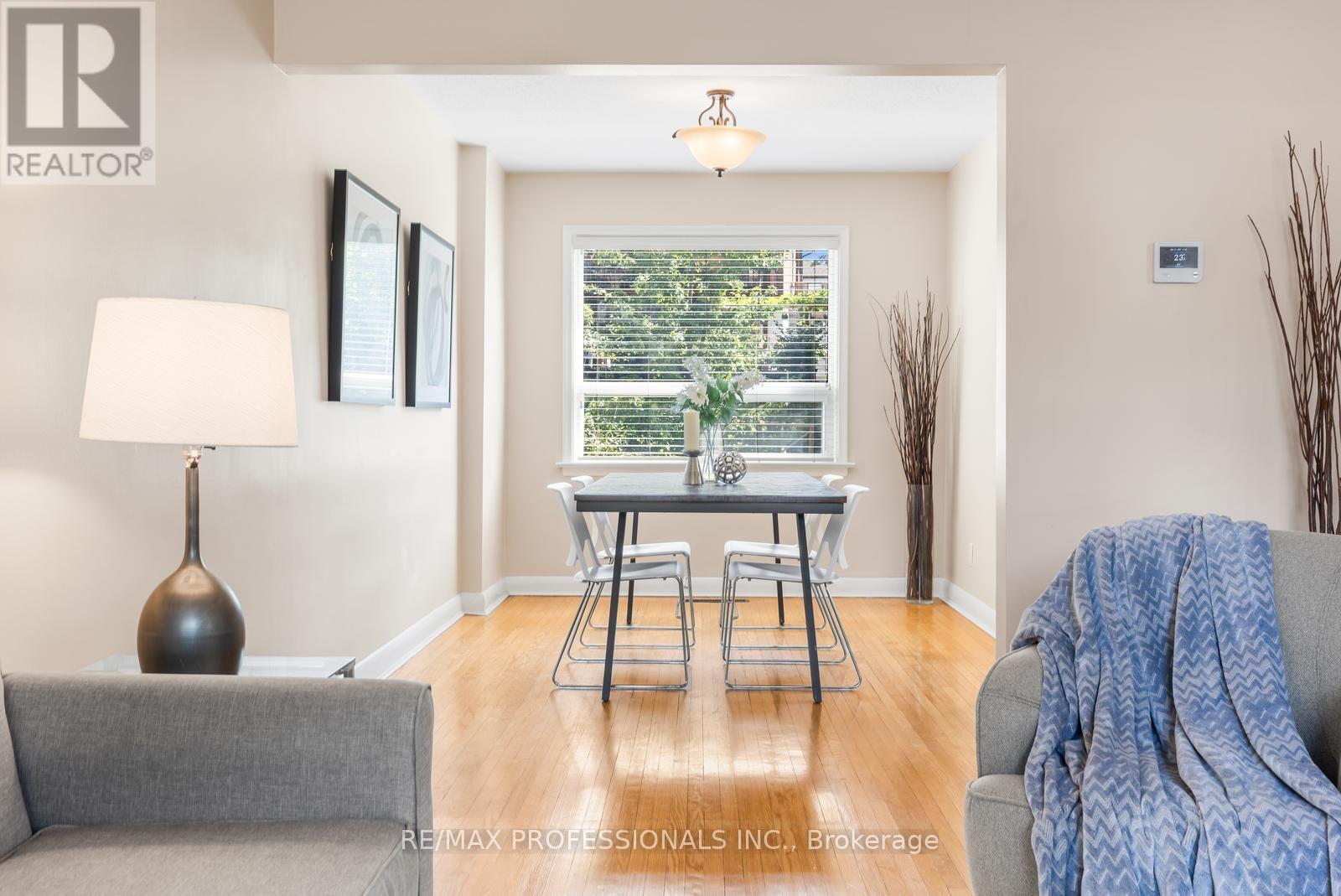 21 Brendwin Road, Toronto, Ontario  M6N 4V6 - Photo 6 - W13684400