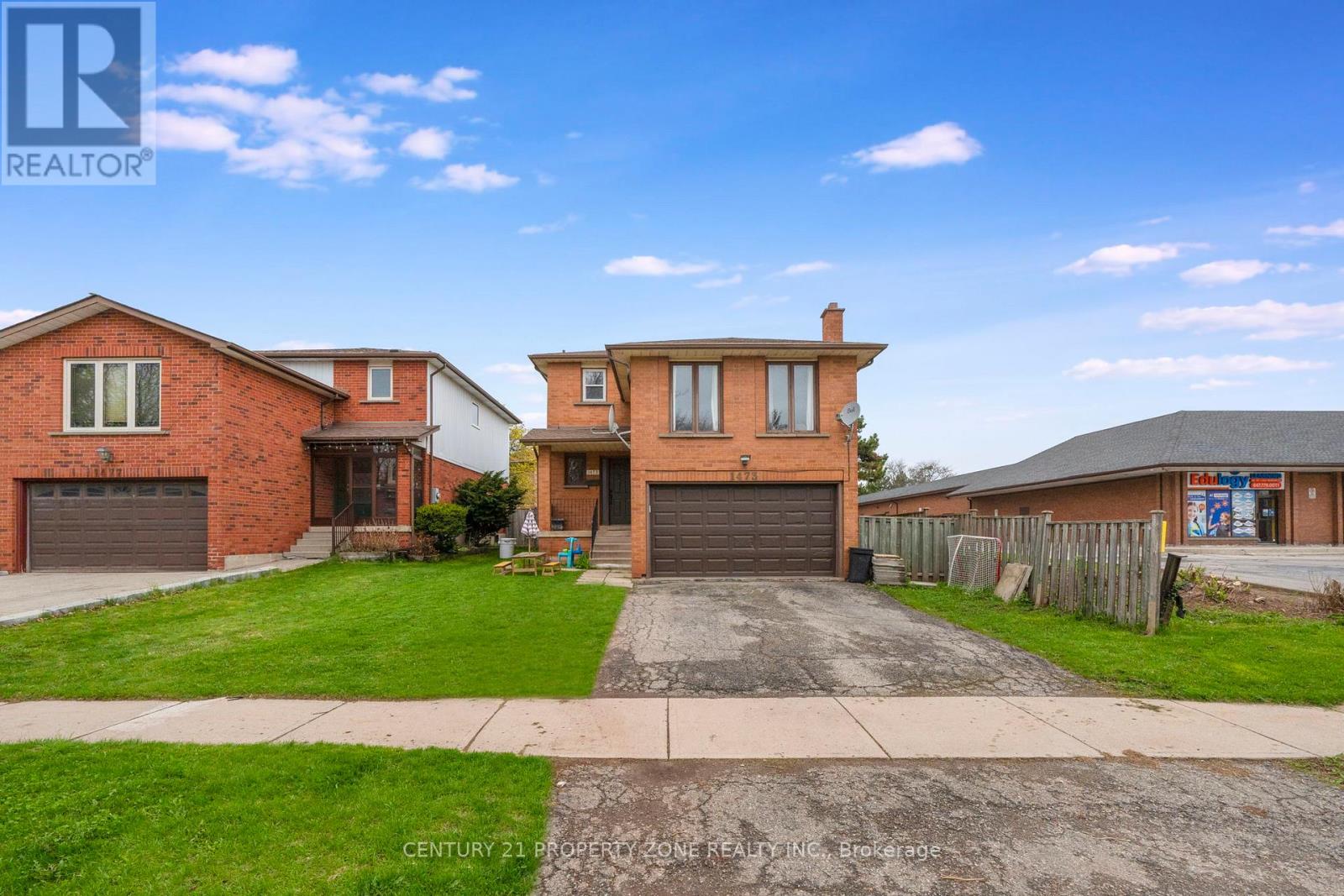 1473 Elm Road, Oakville, Ontario  L6H 1W3 - Photo 2 - W13684406