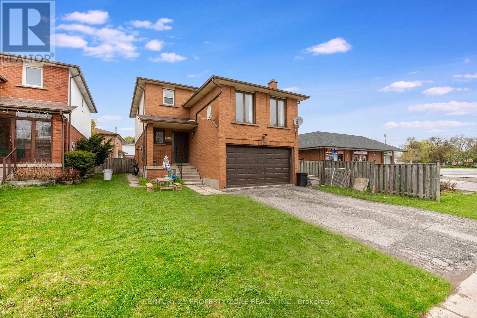 1473 Elm Road, Oakville, Ontario  L6H 1W3 - Photo 3 - W13684406