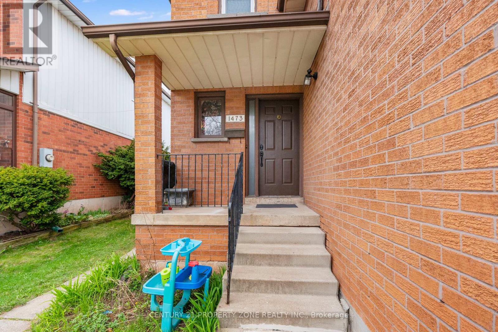 1473 Elm Road, Oakville, Ontario  L6H 1W3 - Photo 4 - W13684406