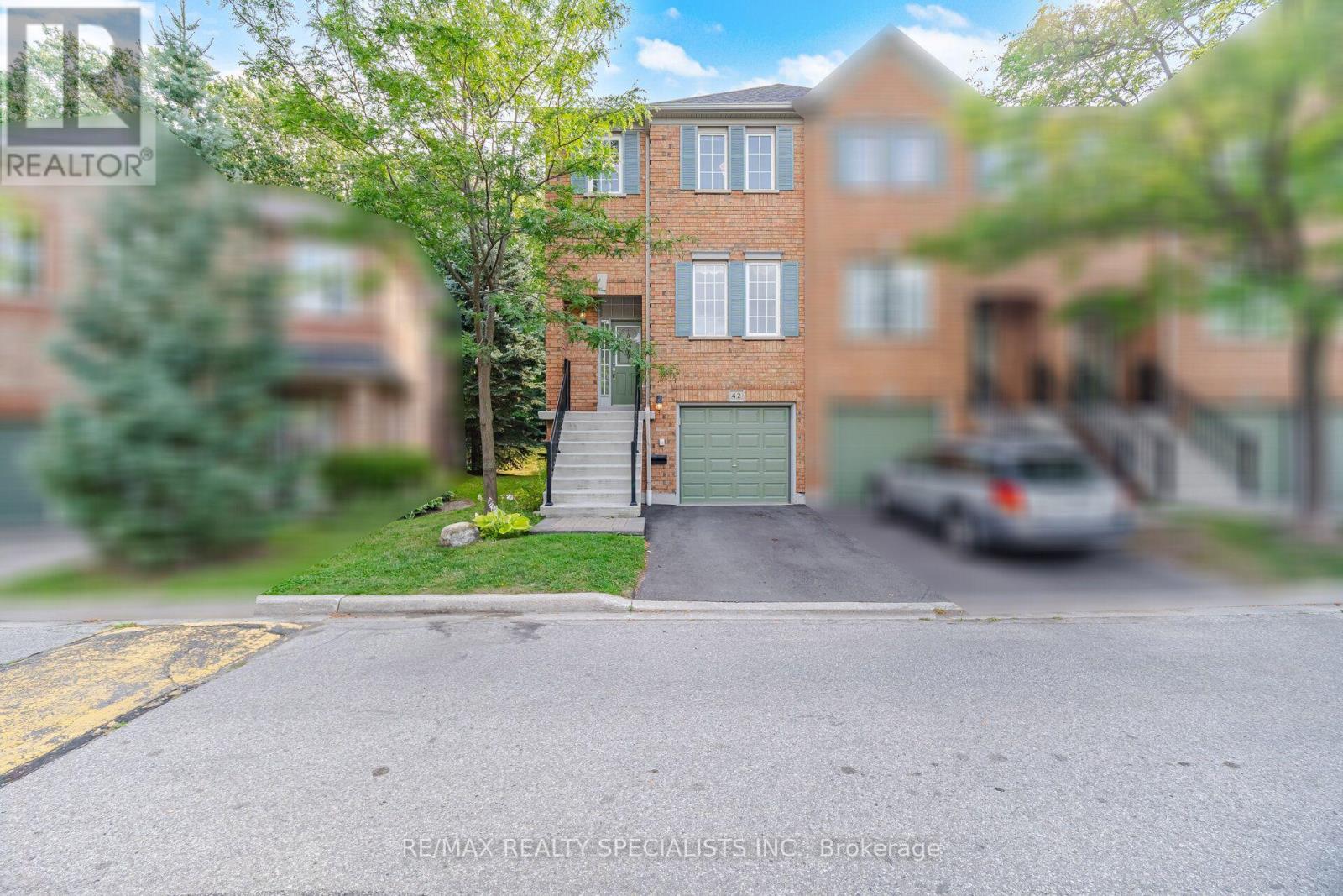 42 - 5530 Glen Erin Drive, Mississauga, Ontario  L5M 6E8 - Photo 2 - W13684438