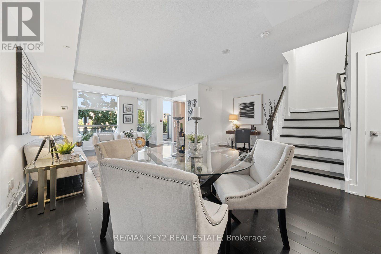 Th6 - 4011 Brickstone Mews, Mississauga, Ontario  L5B 0G3 - Photo 7 - W13684458