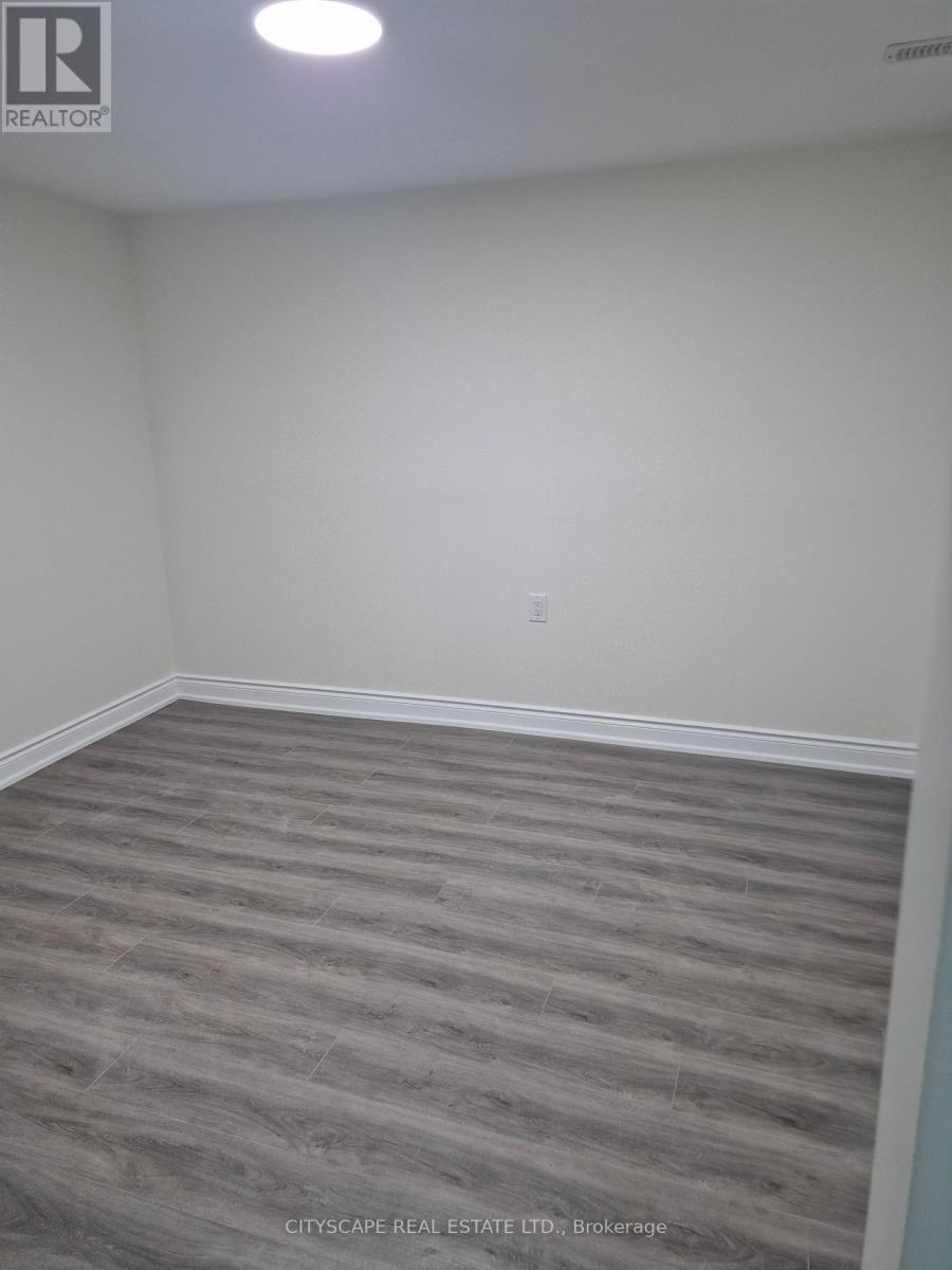 Bsmt - 1667 Summergrove Crescent, Mississauga, Ontario  L5M 3Z6 - Photo 5 - W13684516